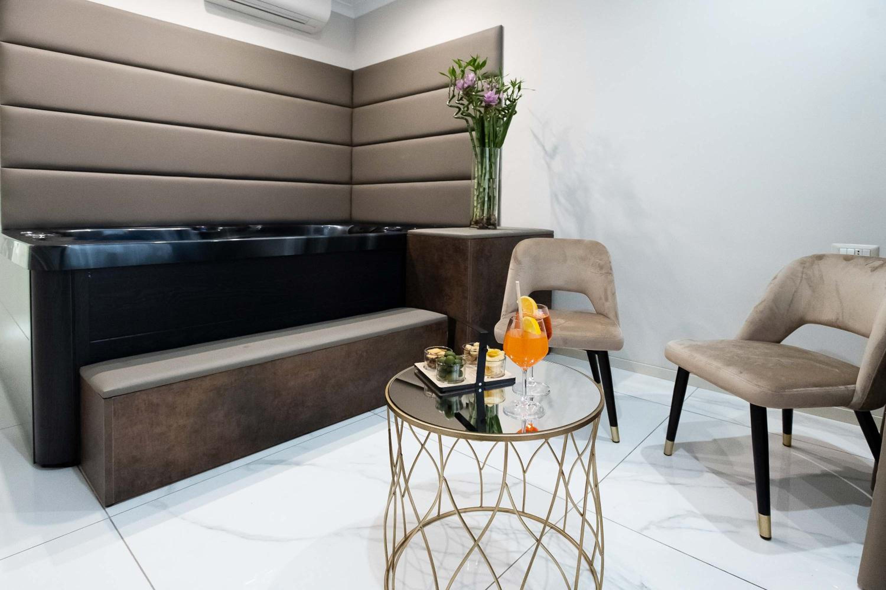 Imperatrice Suites