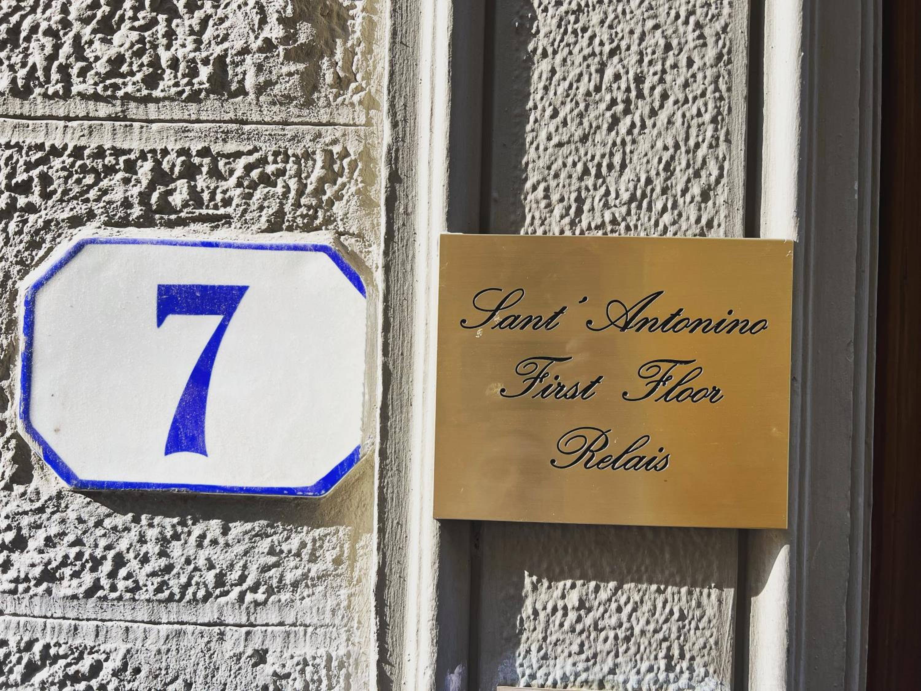 Sant Antonino First Floor Relais