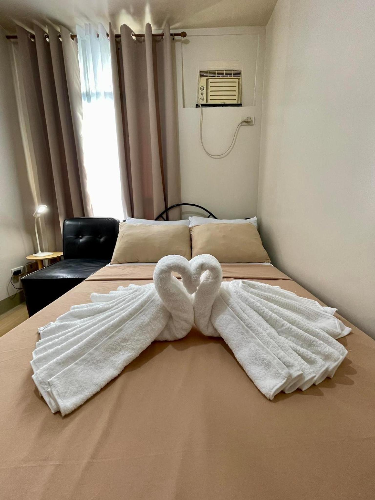 Inviting 2-Bed Apartment in Mandaluyong view 5