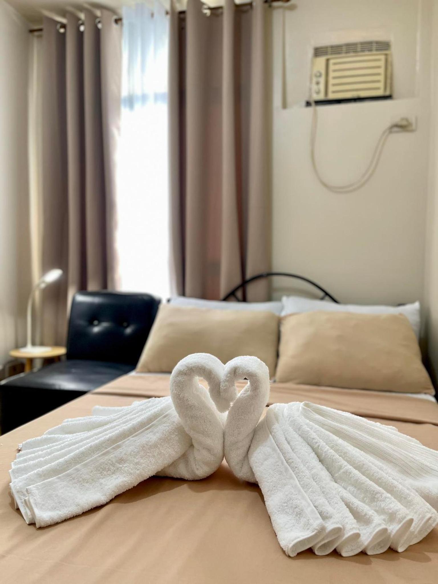 Inviting 2-Bed Apartment in Mandaluyong view 2