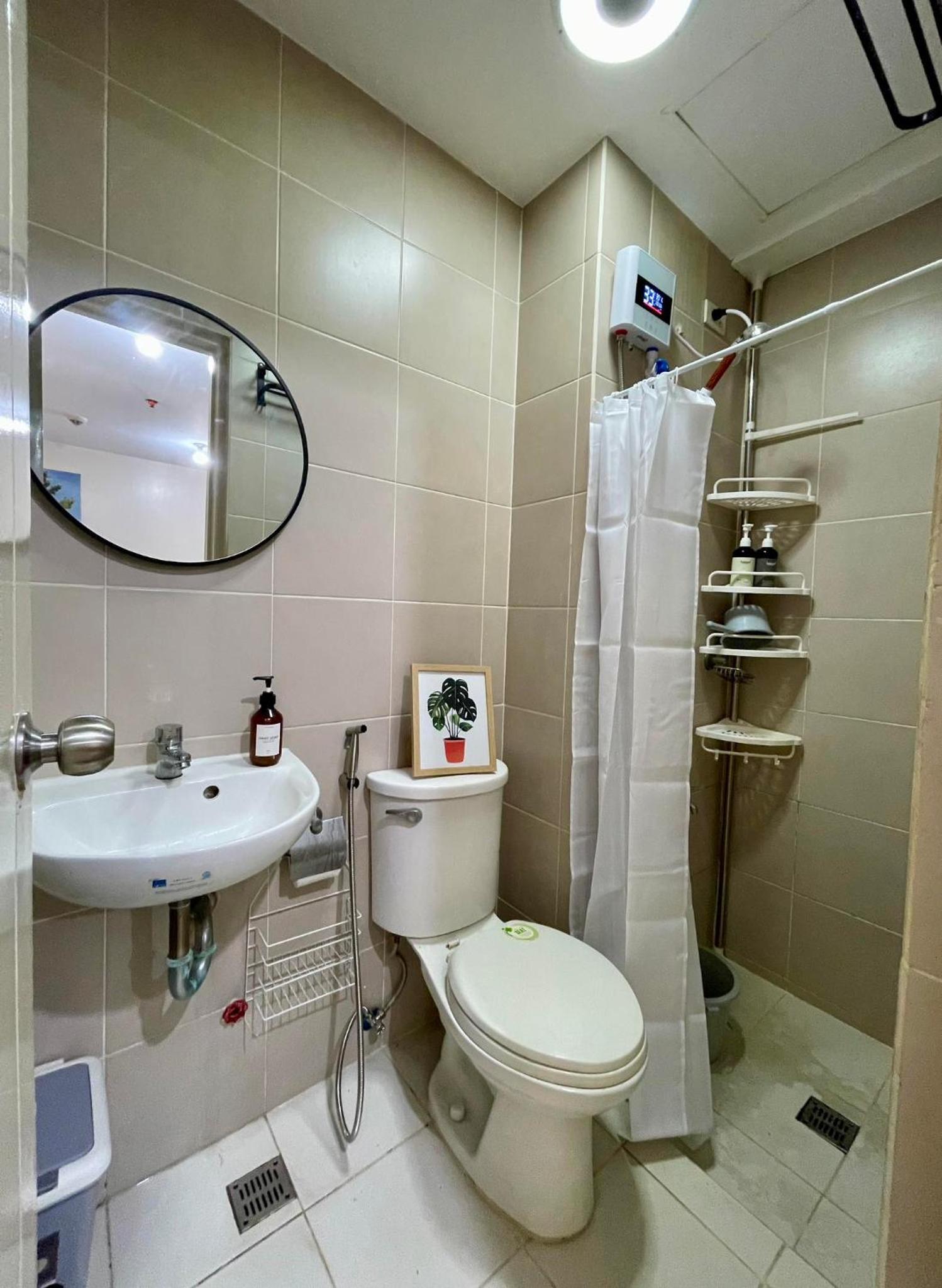 Inviting 2-Bed Apartment in Mandaluyong view 3