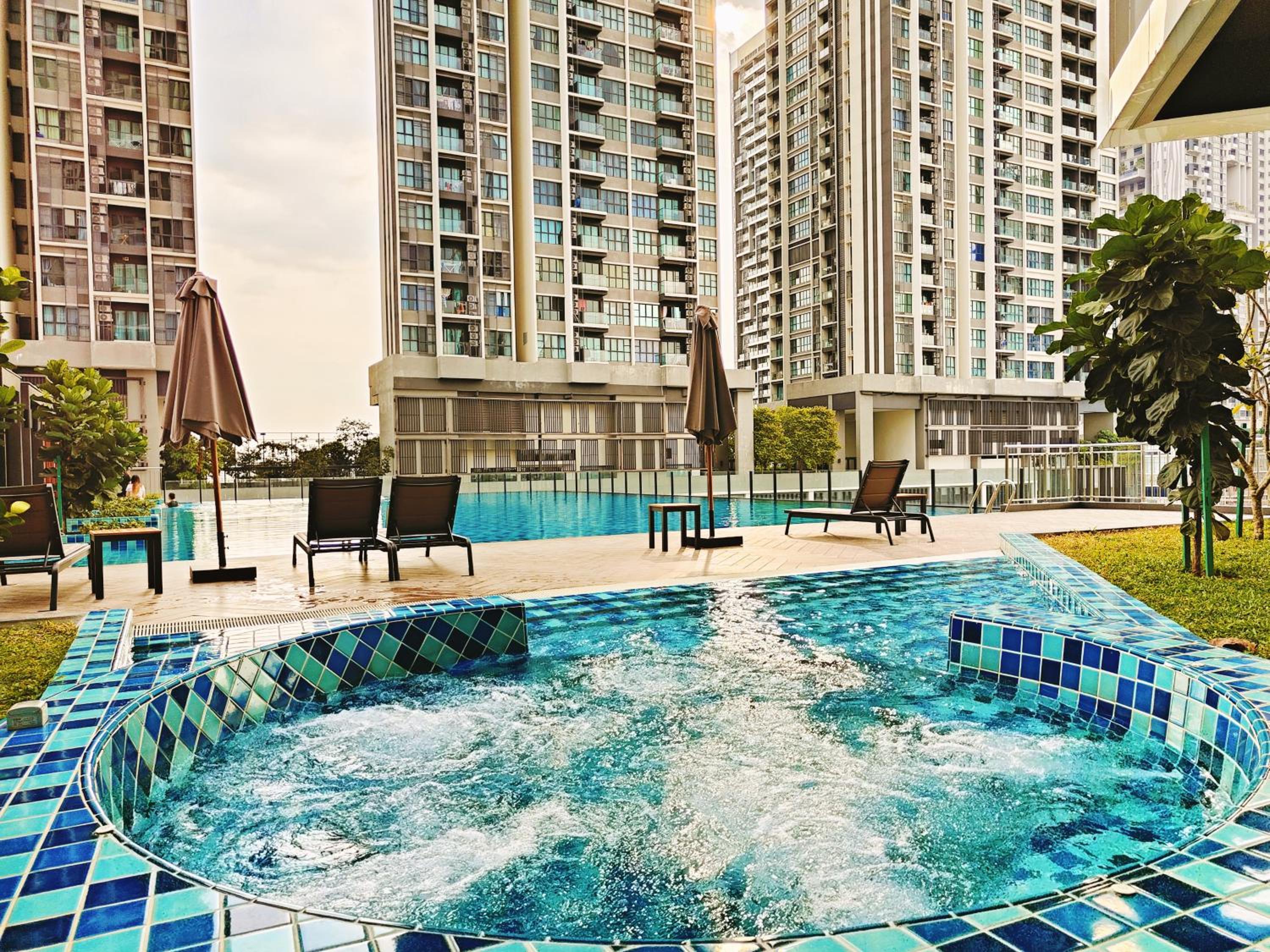 Platinum Arena Luxury Suites