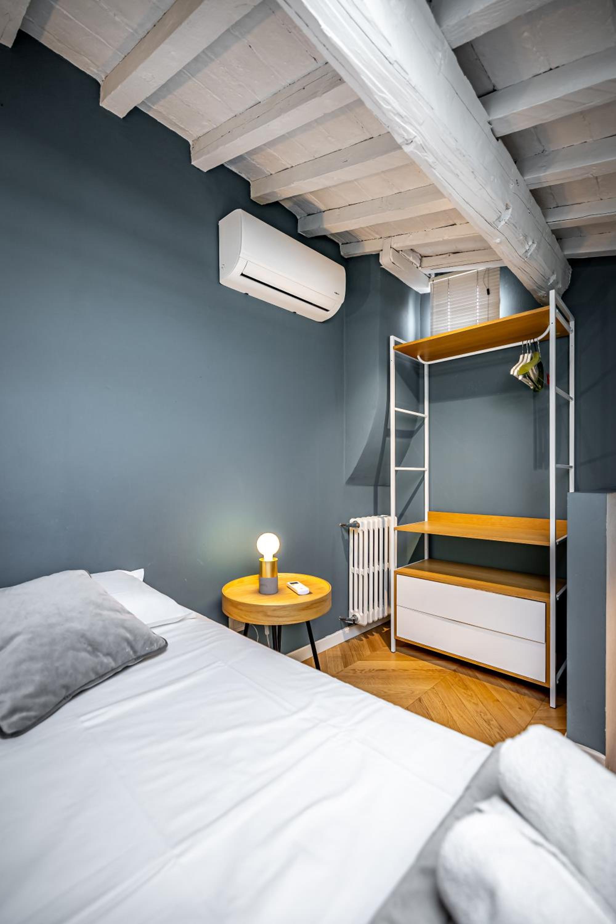 Hs4U Ricasoli Luxury apartment near Duomo N.1