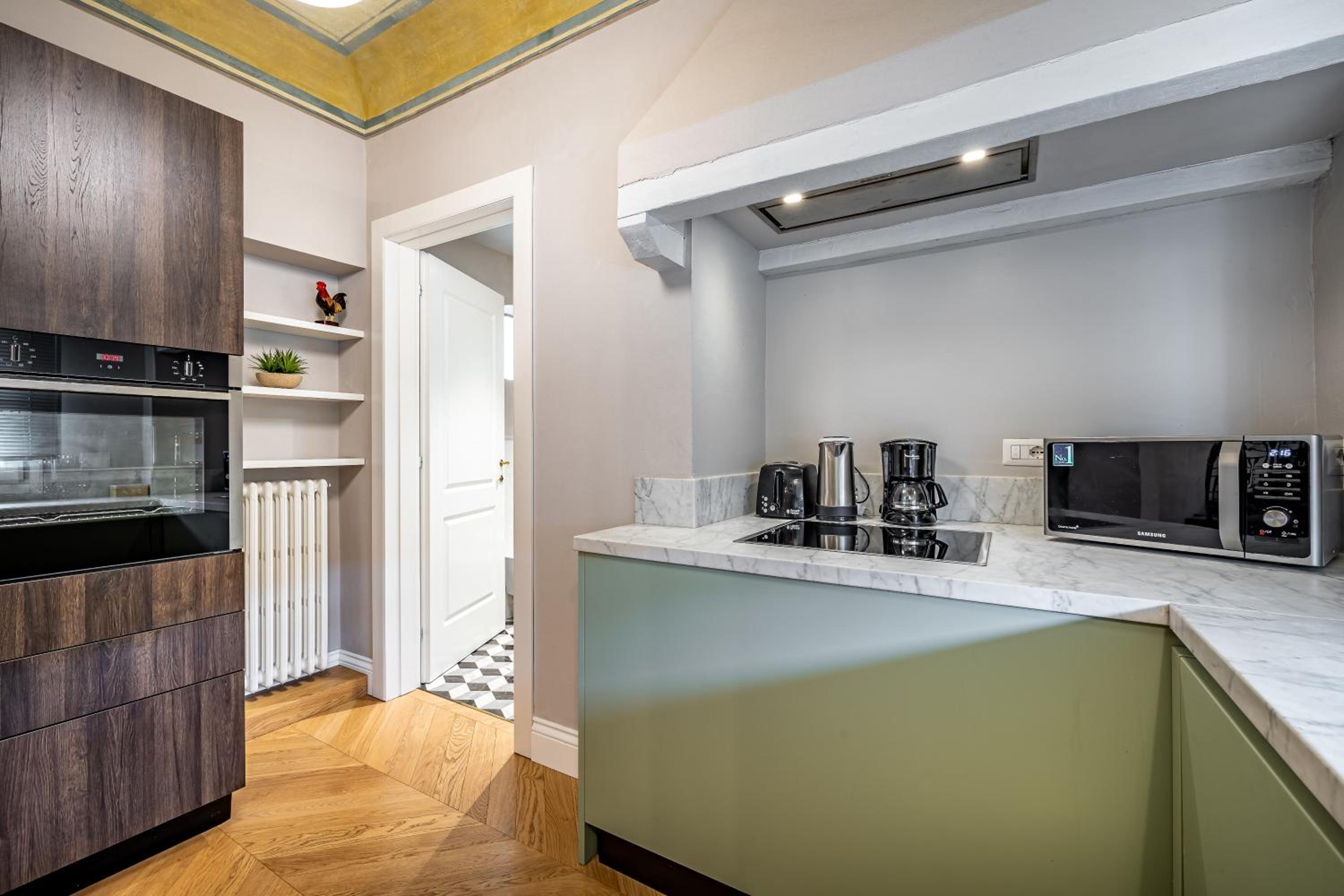 Hs4U Ricasoli Luxury apartment near Duomo N.1