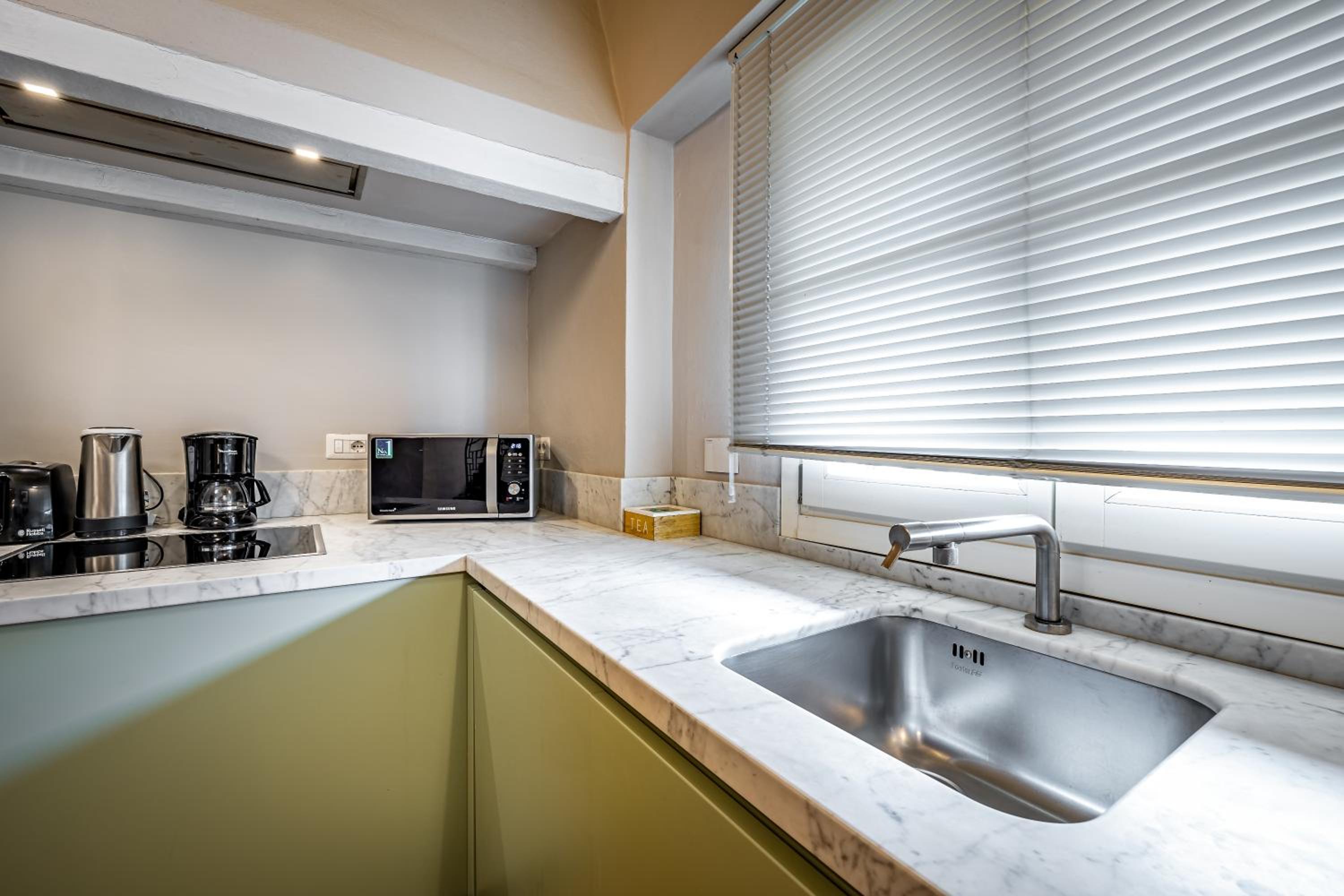Hs4U Ricasoli Luxury apartment near Duomo N.1