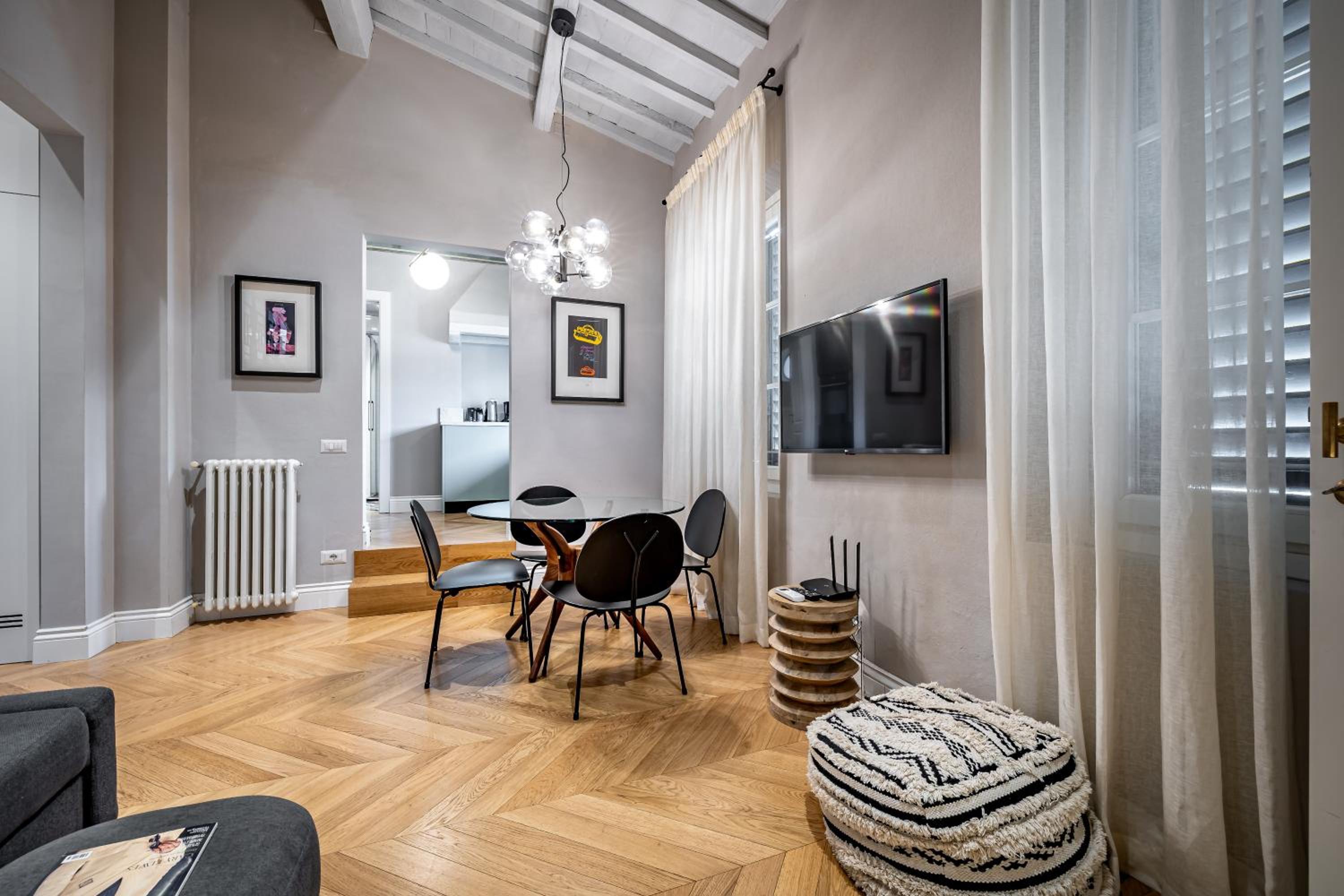 Hs4U Ricasoli Luxury apartment near Duomo N.1
