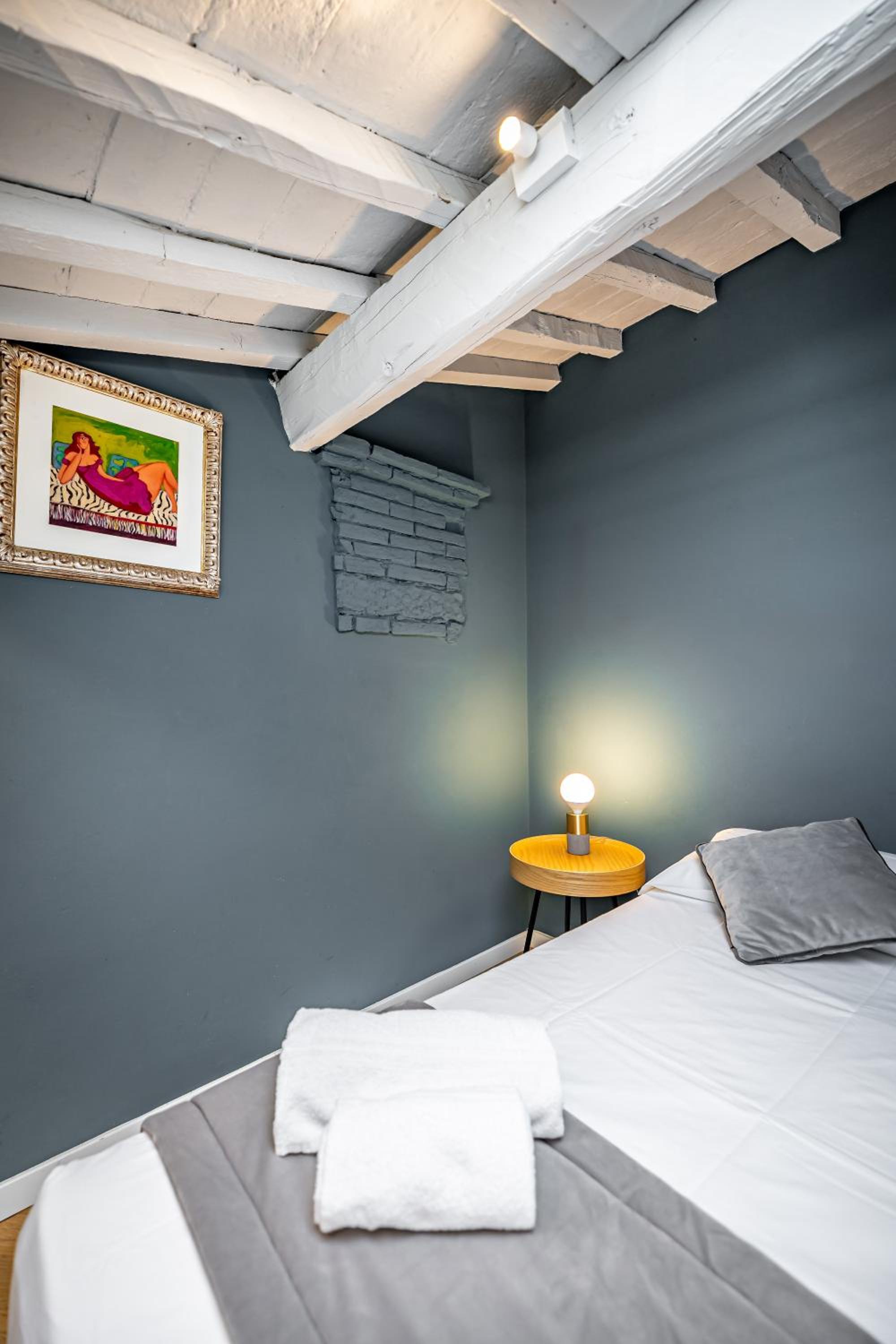 Hs4U Ricasoli Luxury apartment near Duomo N.1