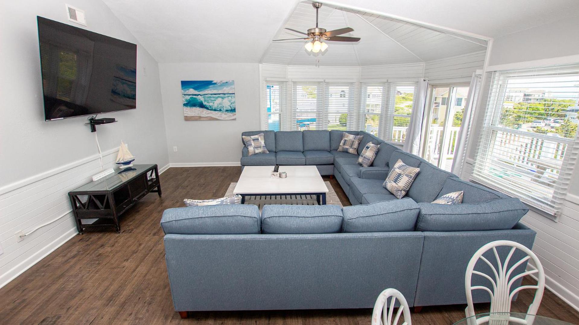 Semi-Oceanfront, Private Pool with Cabana! Ocean Views! Pool Table, 126, Newmania view 4