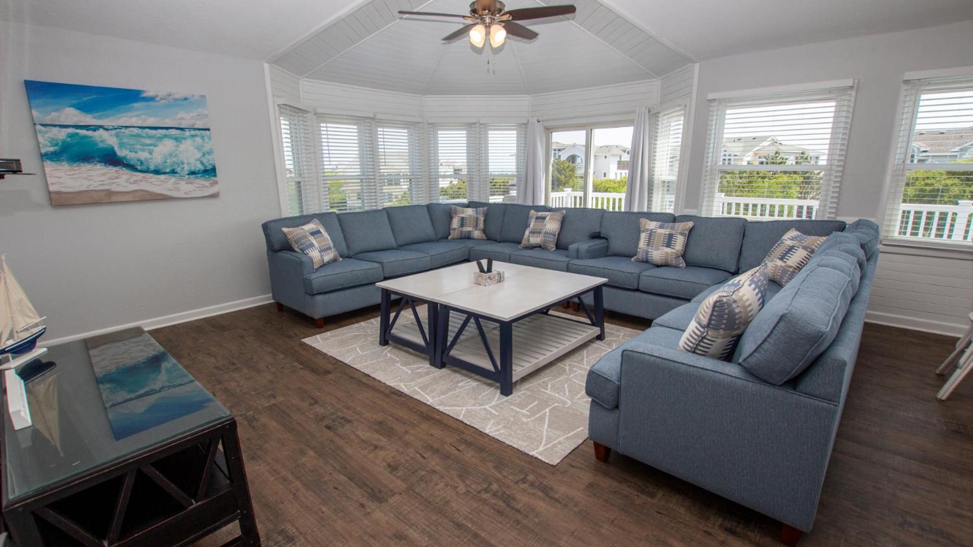 Semi-Oceanfront, Private Pool with Cabana! Ocean Views! Pool Table, 126, Newmania view 5