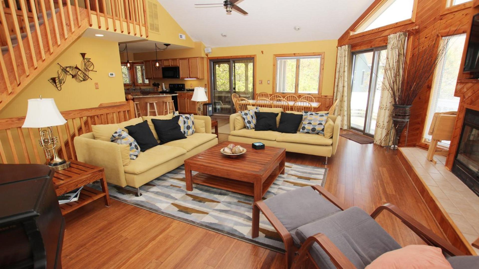 Oceanside, Community Amenities, Hot Tub, Sun Decks, 117, Sound Waves view 2