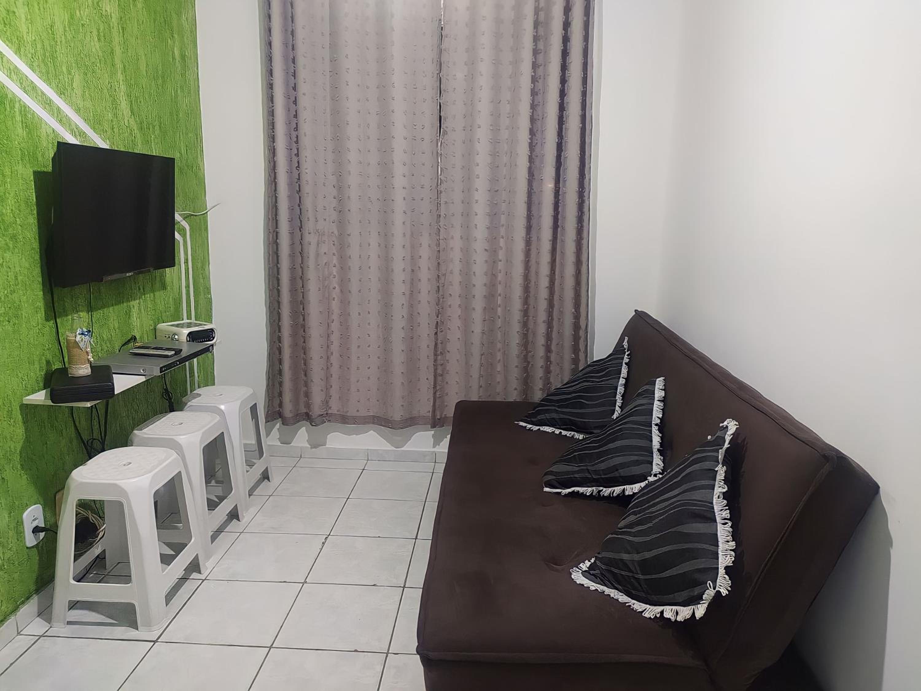 Wi-fi 2 Quartos Portaria 24hs com Garagem