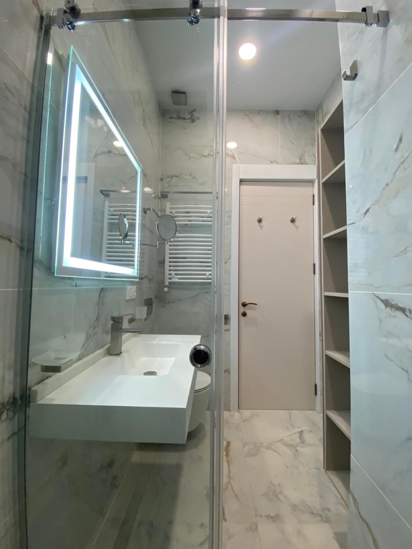 A. Diuma Apartment view 3