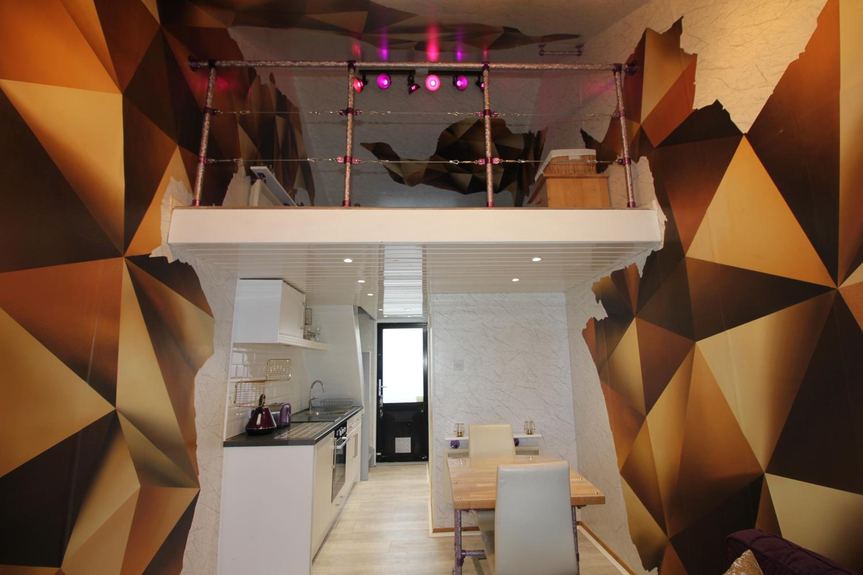 Fantastic Waterside apartment in Brighton Marina