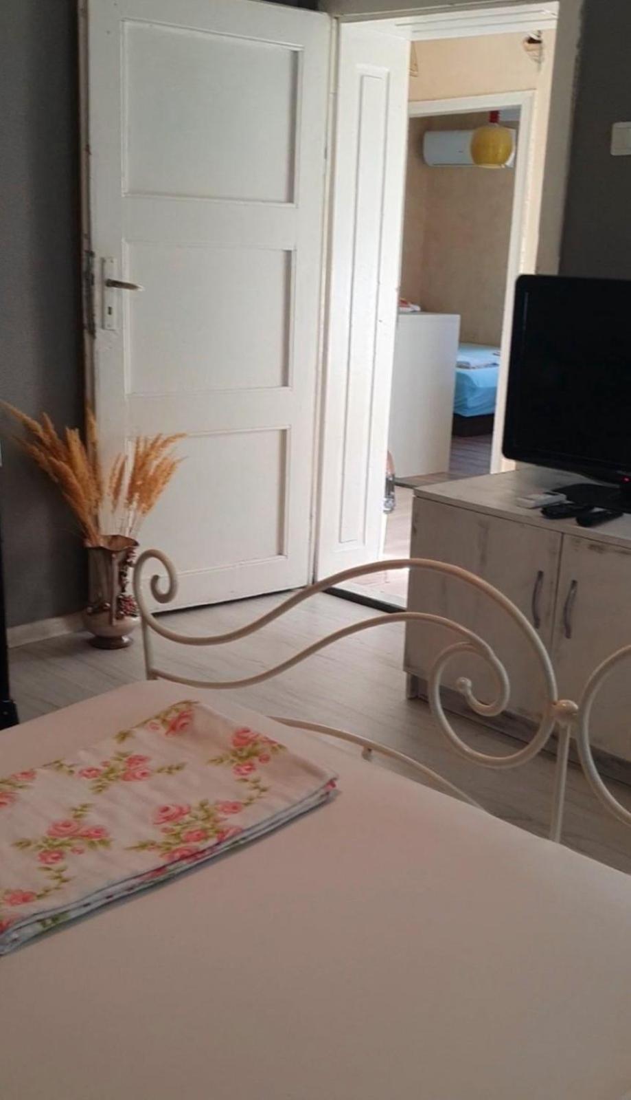 Guest rooms KRASI