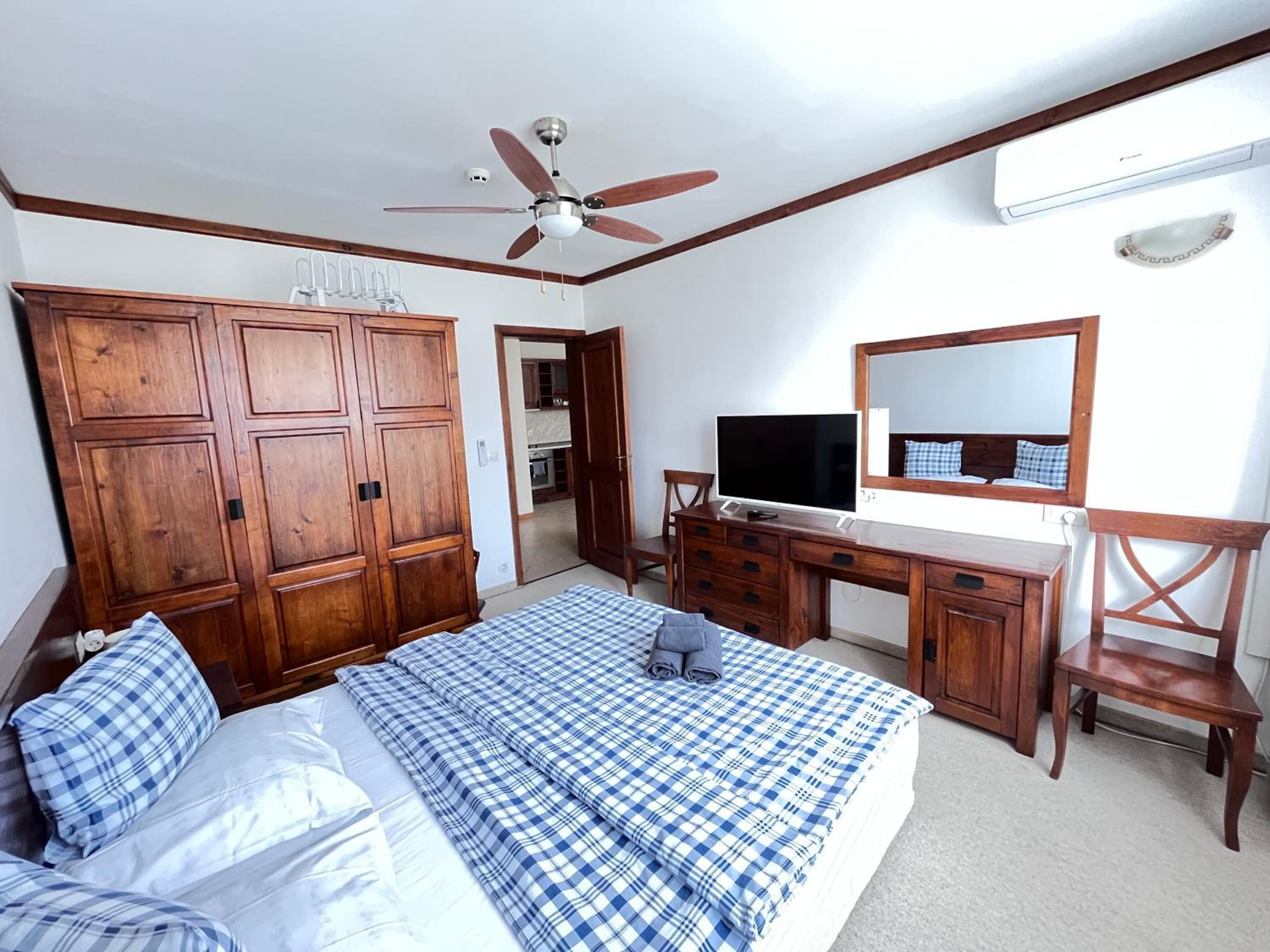Private Spa Luxury apartments view 4