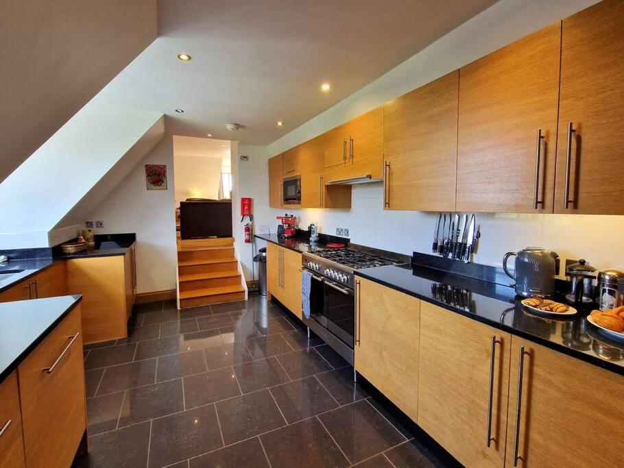 Carnethic Penthouse