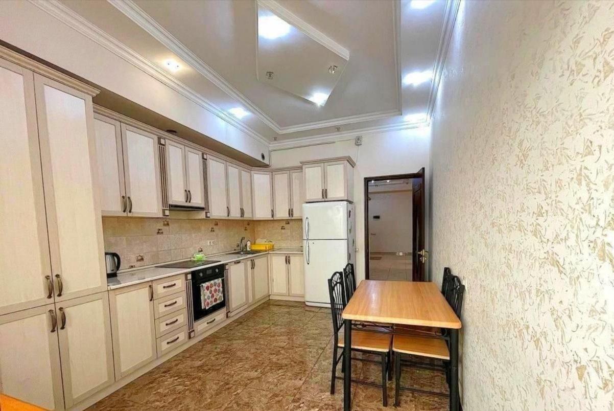 New Building Luxury and Large Apartment in Center with Balcony + Amazing View, Near Opera & Norther Avenue