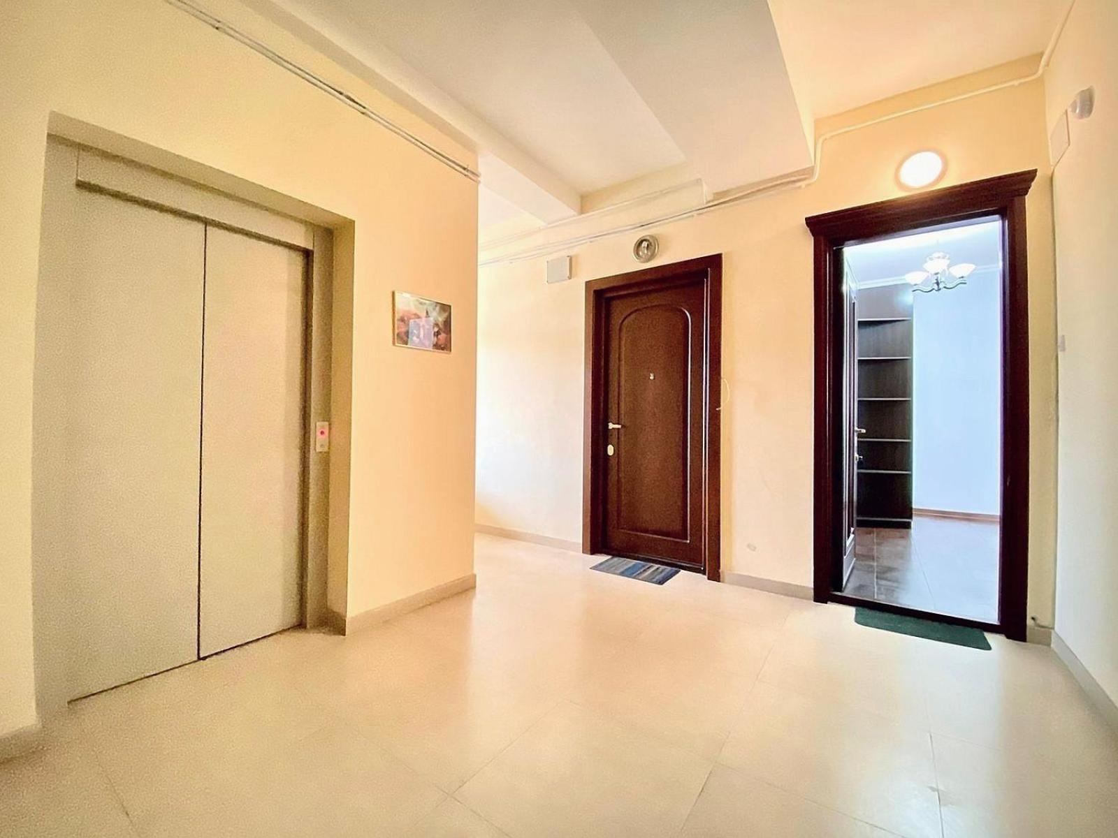 New Building Luxury and Large Apartment in Center with Balcony + Amazing View, Near Opera & Norther Avenue