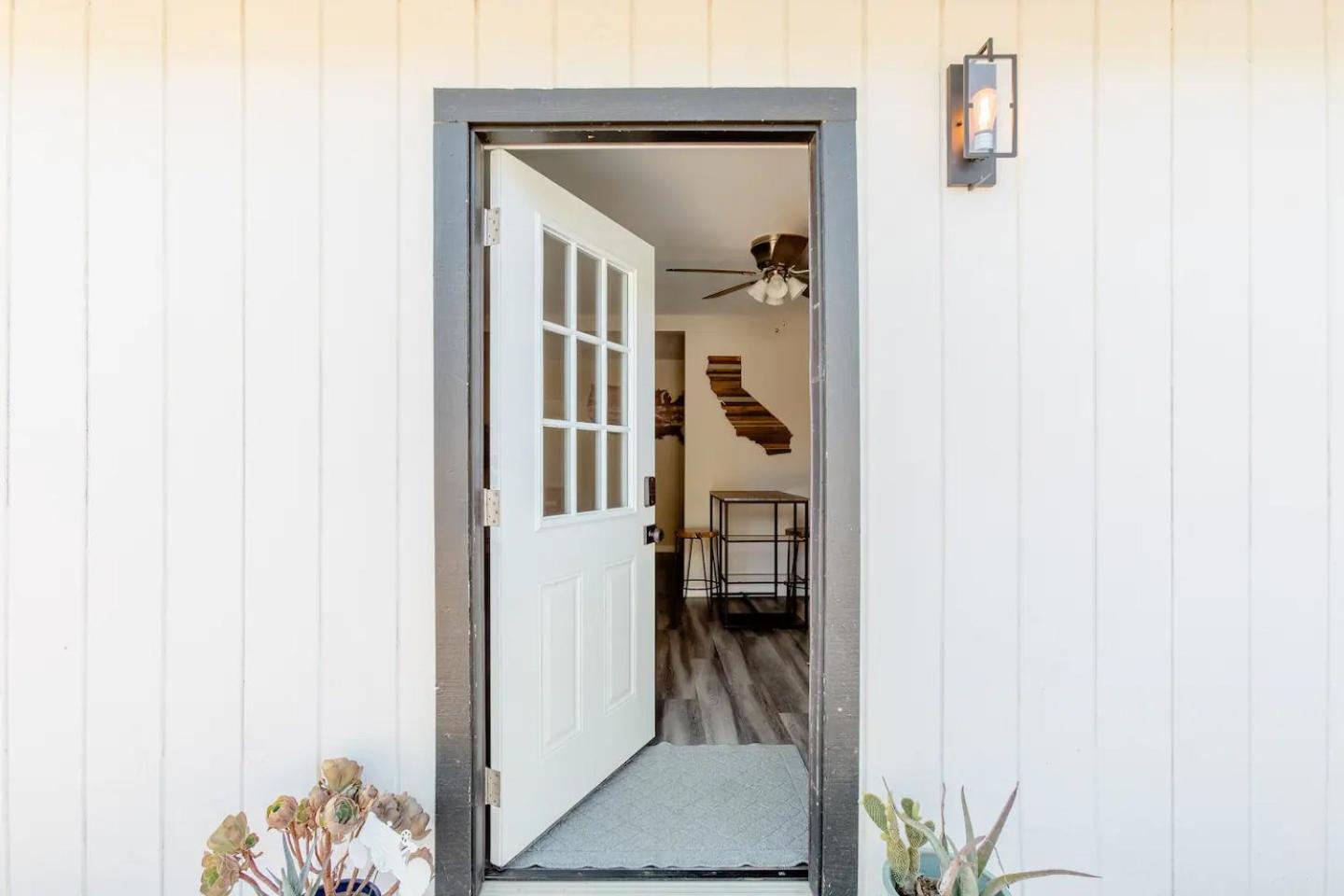 Beautiful spacious guest home