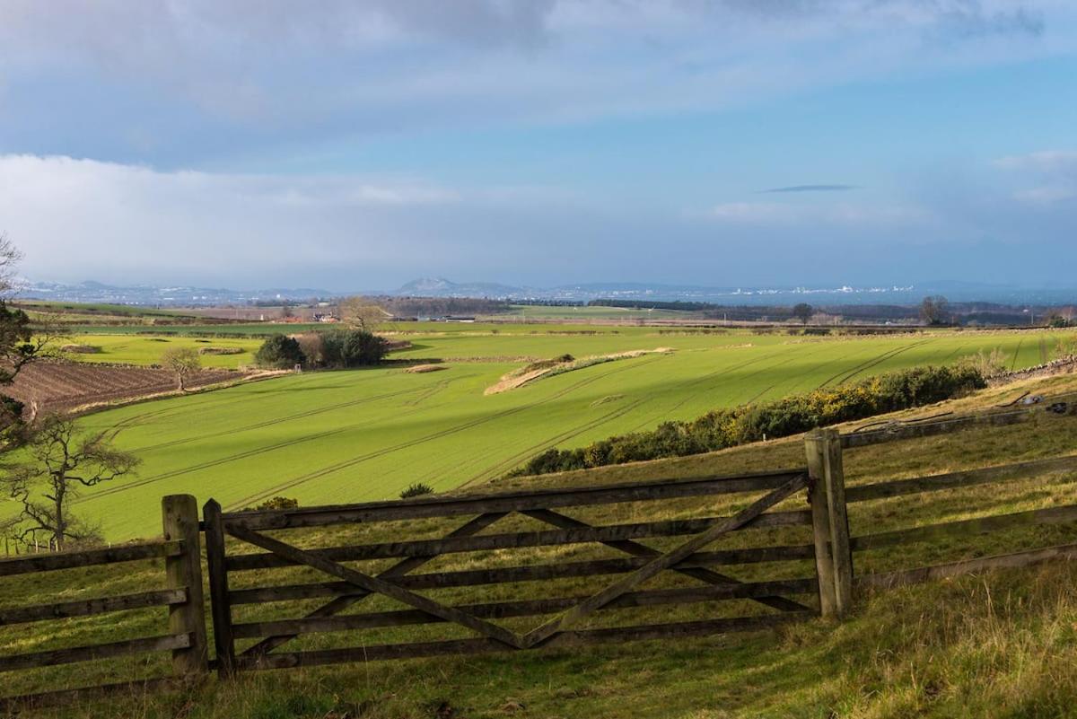 Stunning Stables Cottage in East Lothian Country Estate view 2