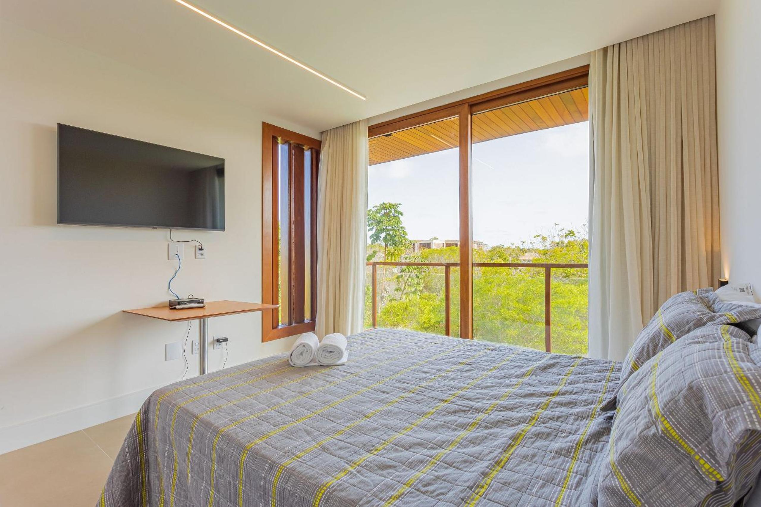 PF58 Casa Alto Luxo 6 Suítes - Praia Bella, com acesso exclusivo à praia!