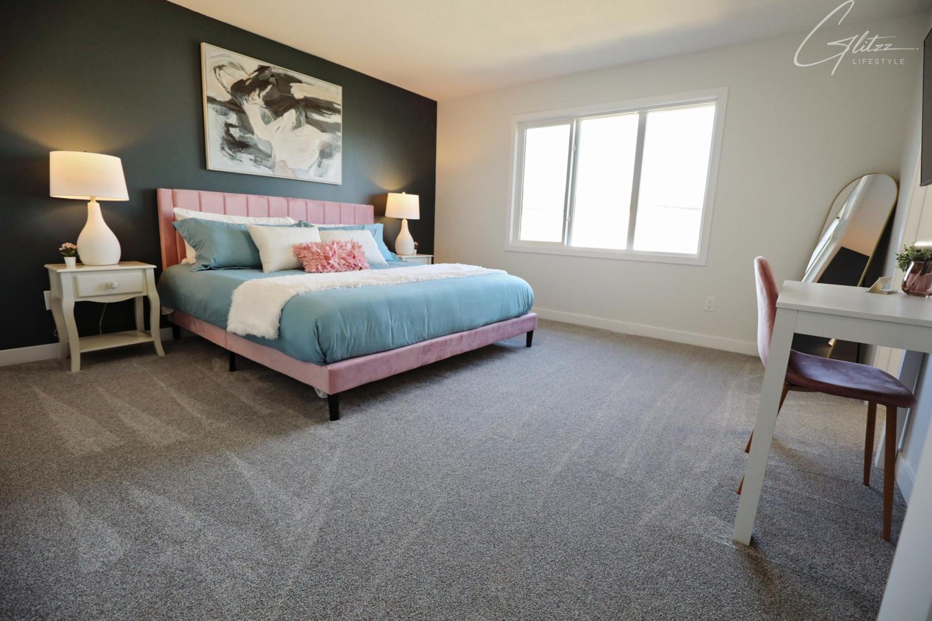 Beautiful Home With 4 King Beds,Airport,Disney+