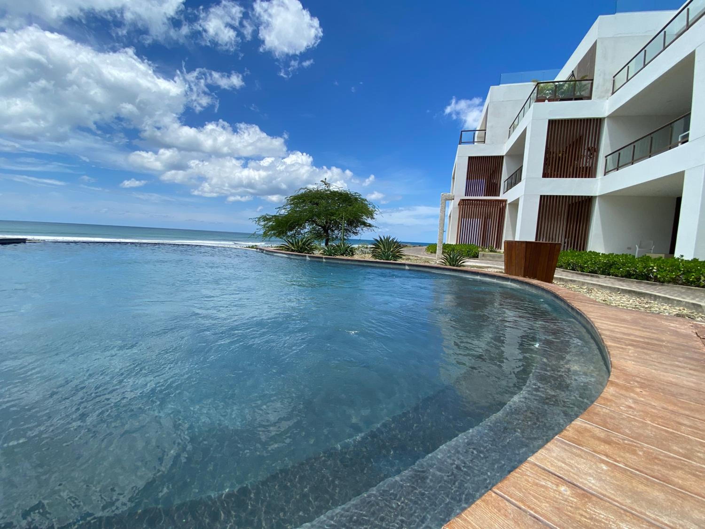 Hacienda Iguana Luxury Penthouse view 3