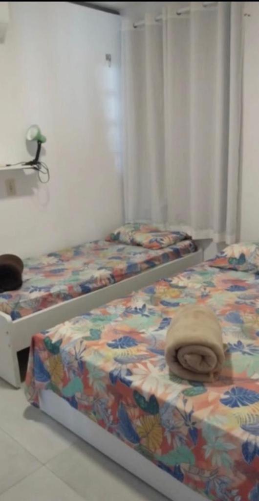 Linda casa duplex no condomínio Village Carneiros