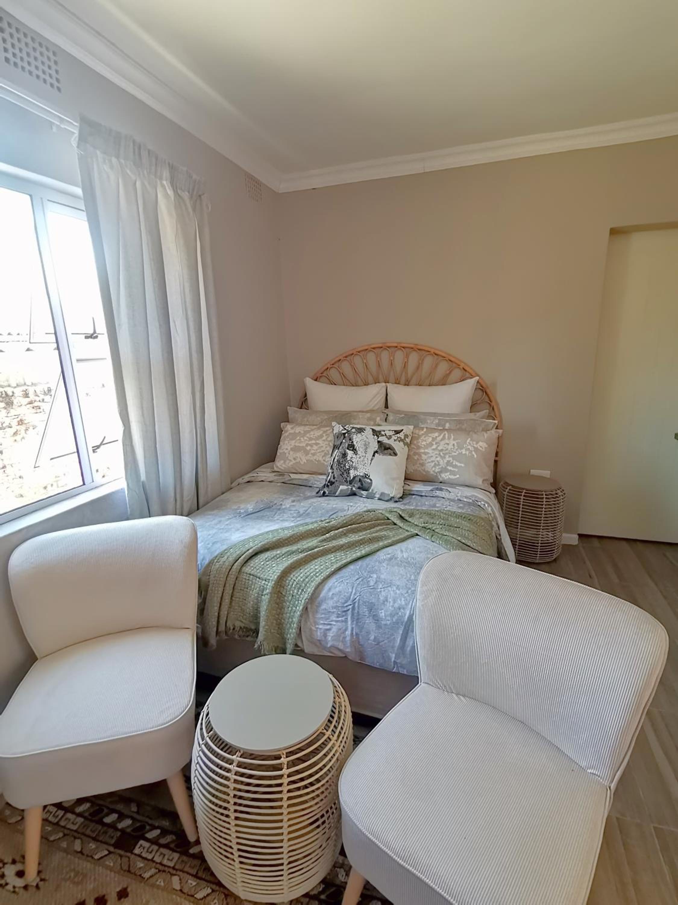 Izibusiso Guest room