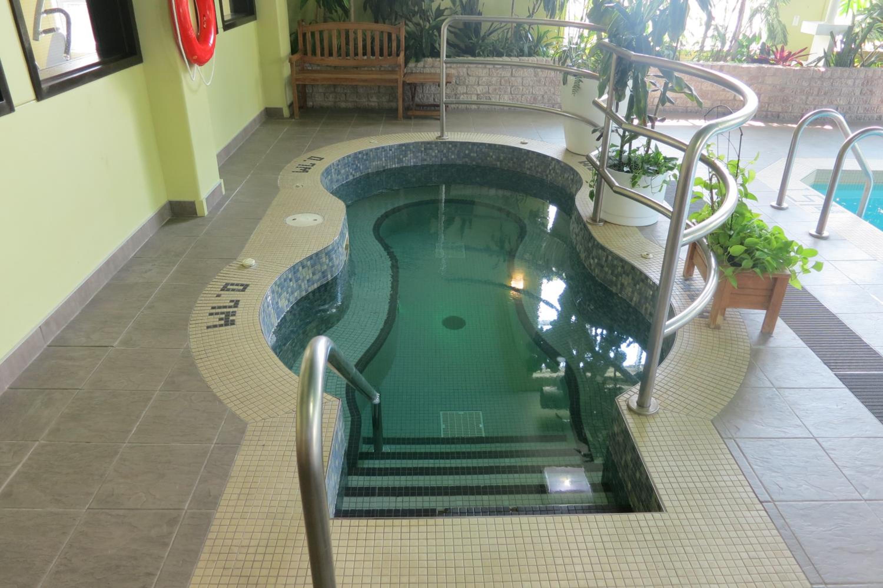 Levis Vacations - Days Inn by Wyndham Levis - Property Image 35