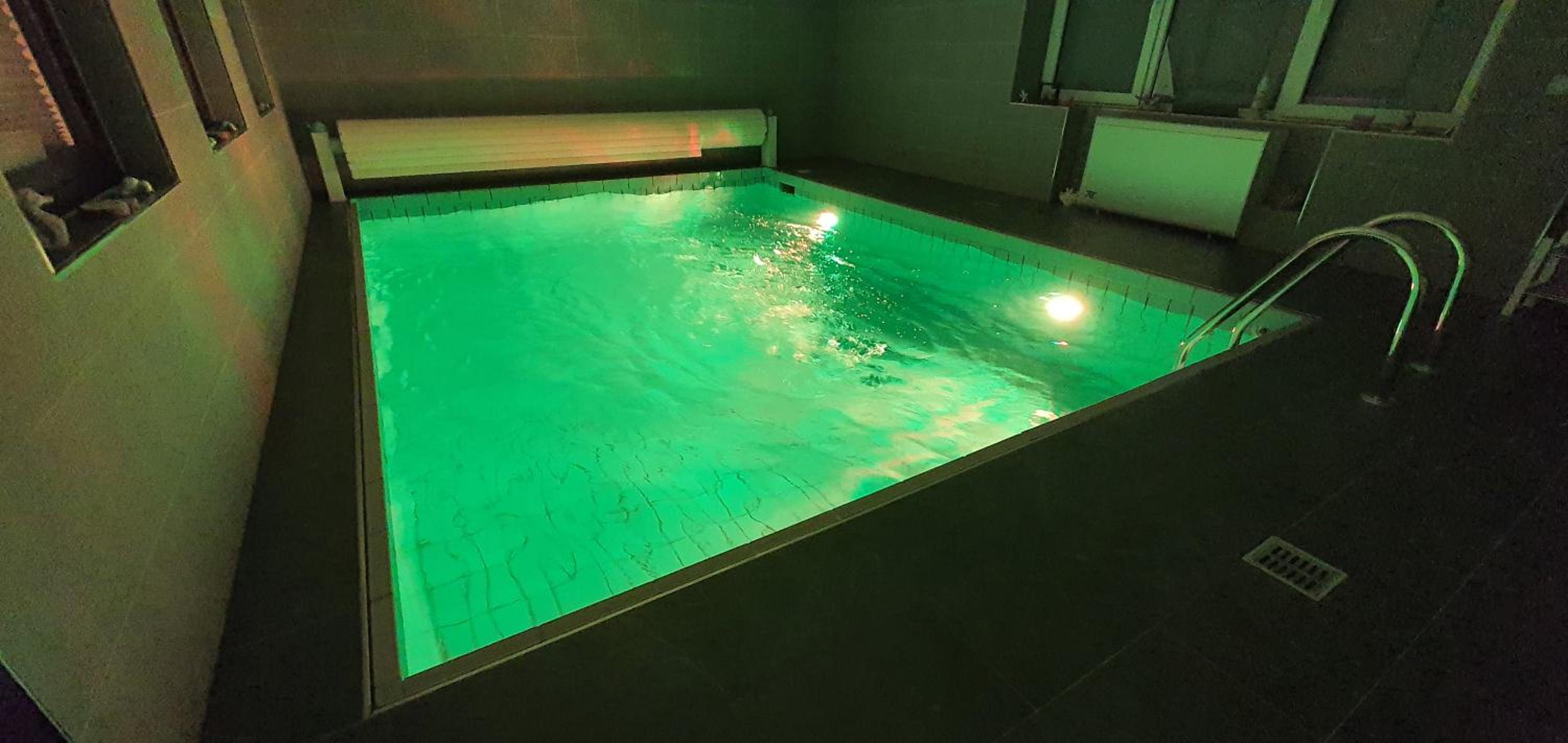 Neuss Vacations - Neusse Ferienwohnung mit Schwimmbad - Property Image 3