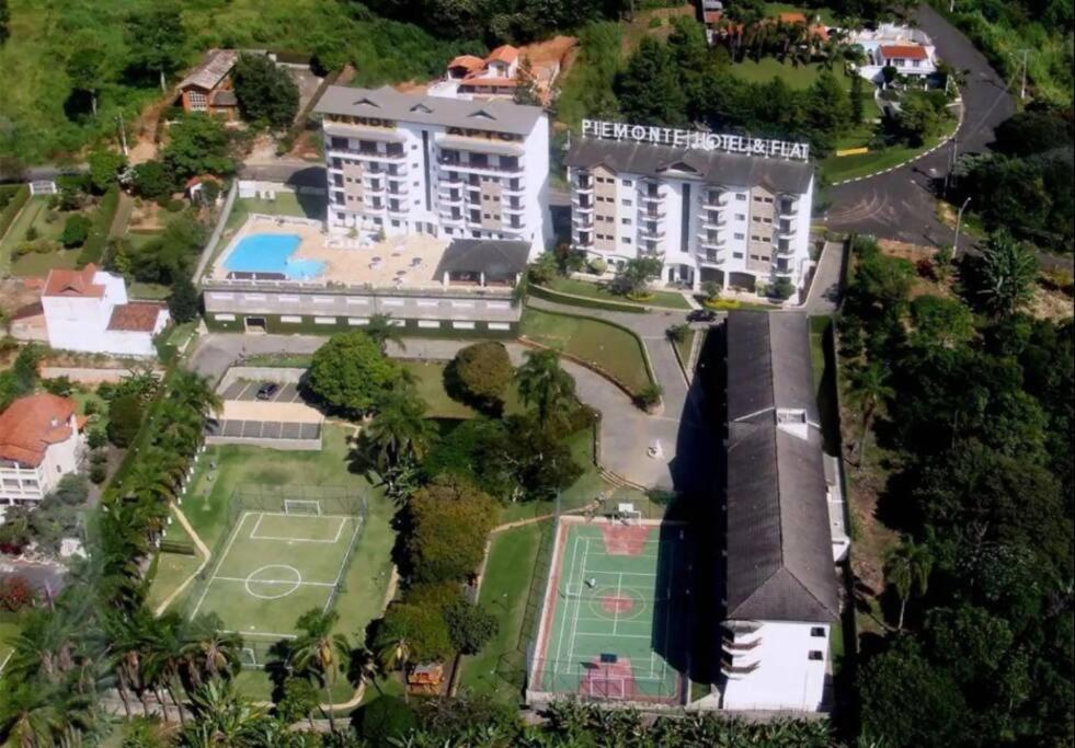 Apartamento flat em Serra Negra - 12A