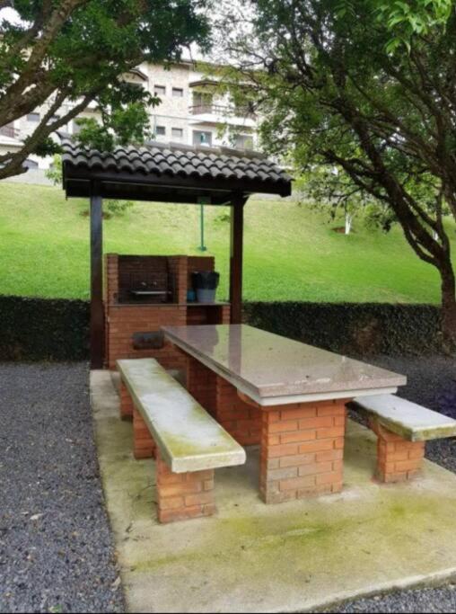 Apartamento flat em Serra Negra - 12A