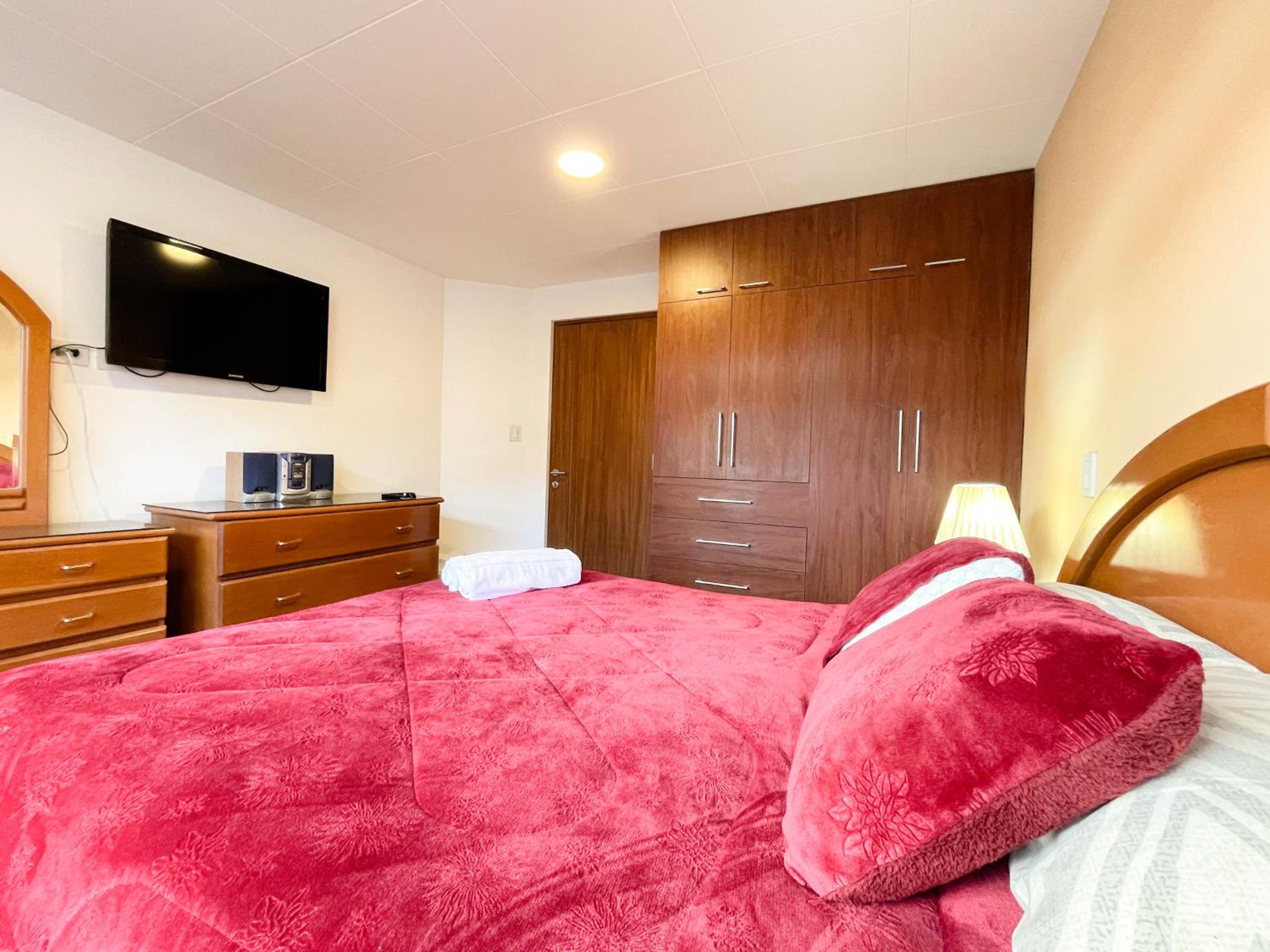 Beautiful & Spacious Apartment near Stadium