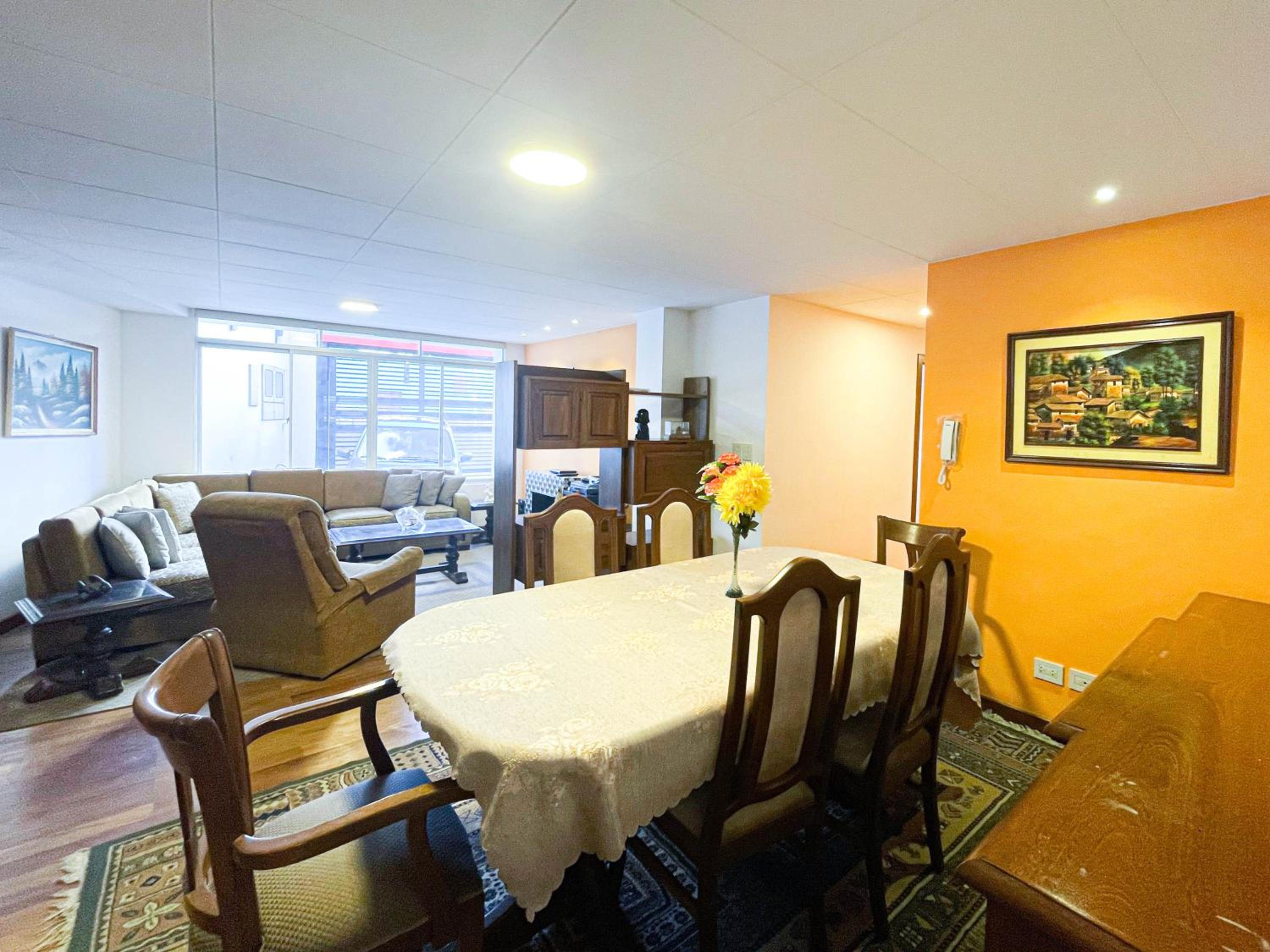 Beautiful & Spacious Apartment near Stadium