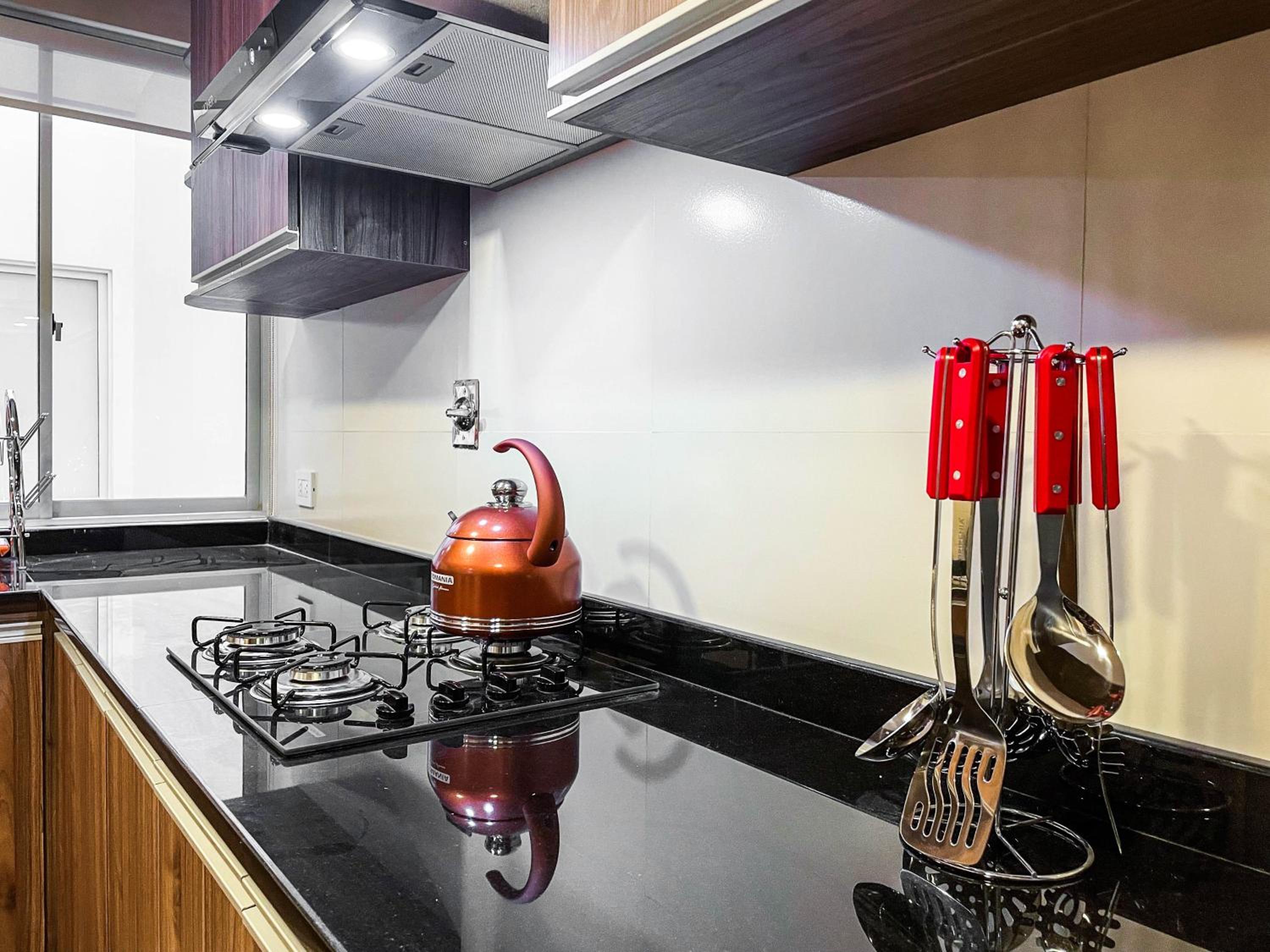 Beautiful & Spacious Apartment near Stadium