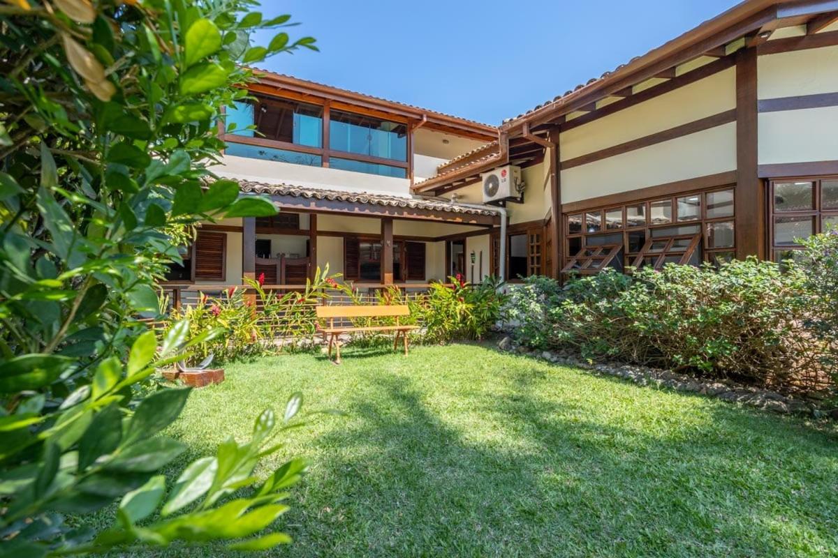 Pereque Beach House