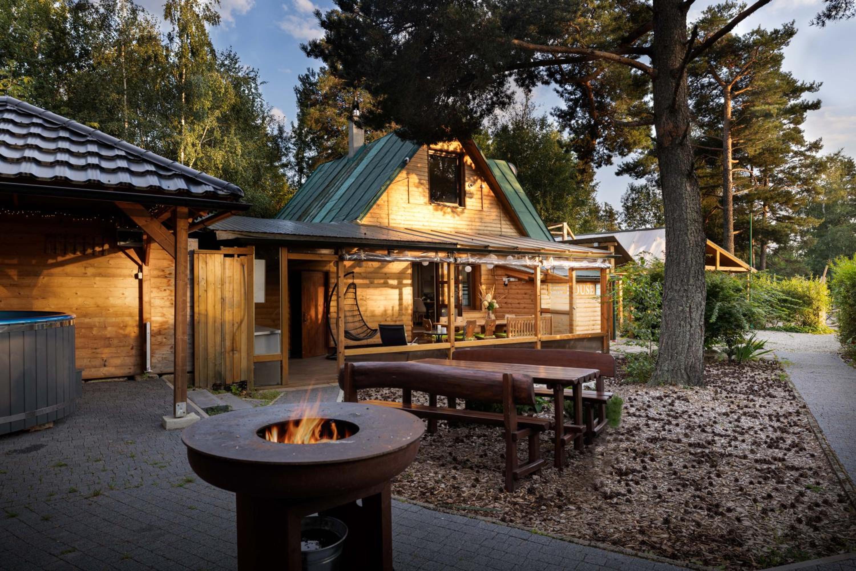 Chalet Green Park view 2