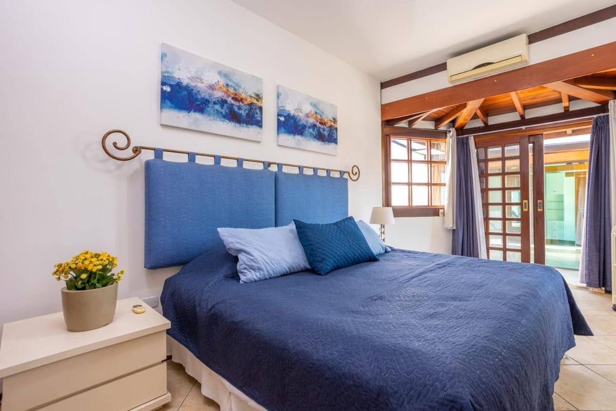 Pereque Beach House