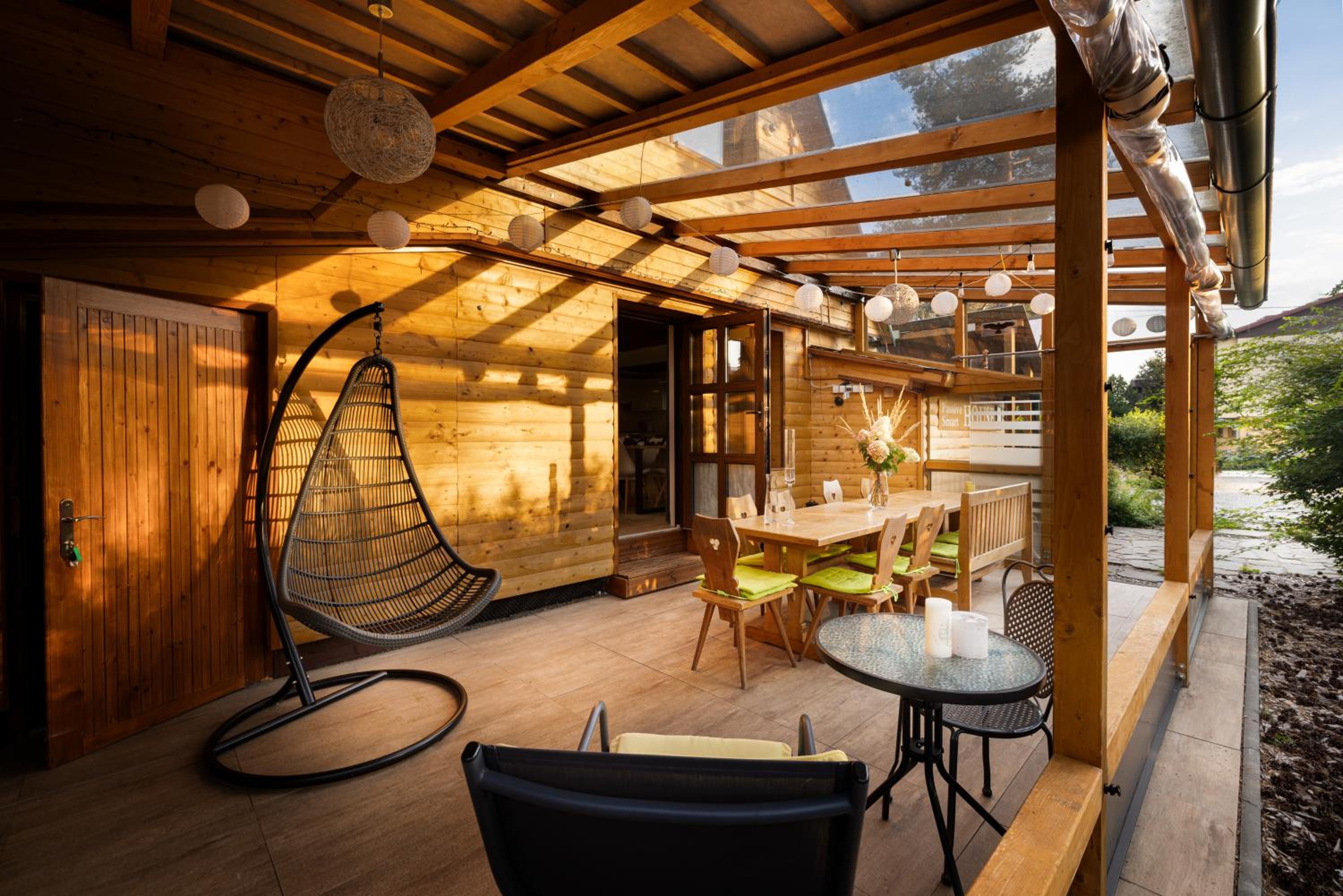 Chalet Green Park view 4