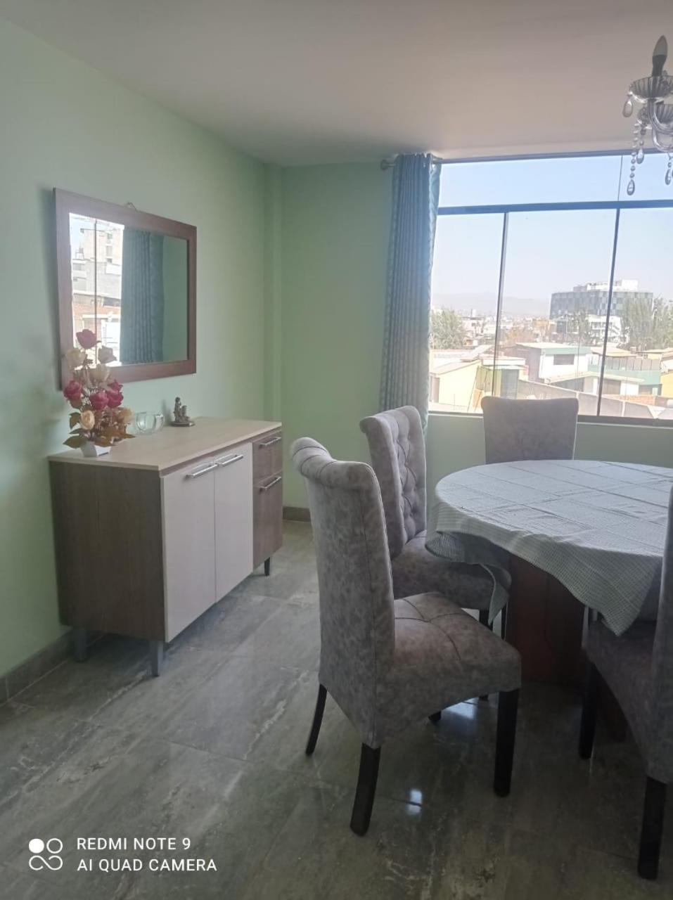 DEPARTAMENTO EN YANAHUARA 3er piso view 3