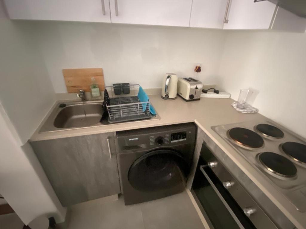 Studio Apartment_H103