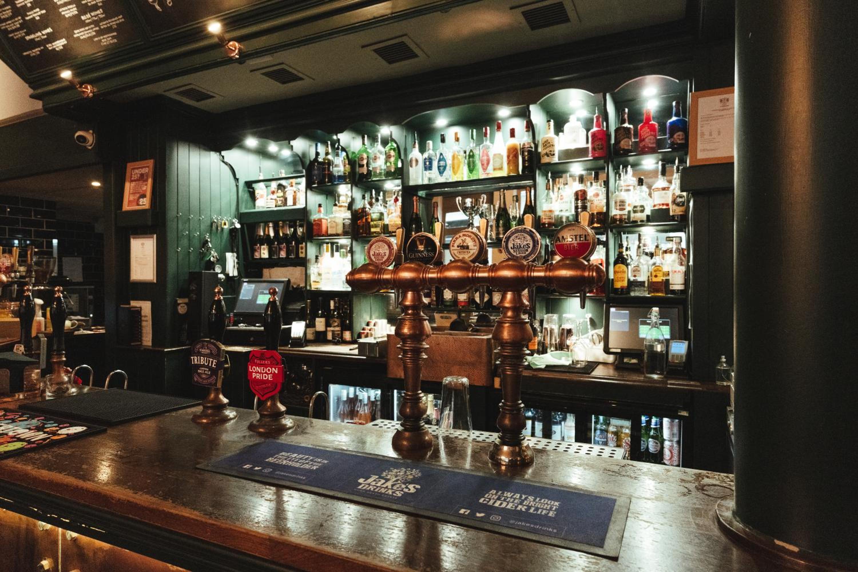 bar