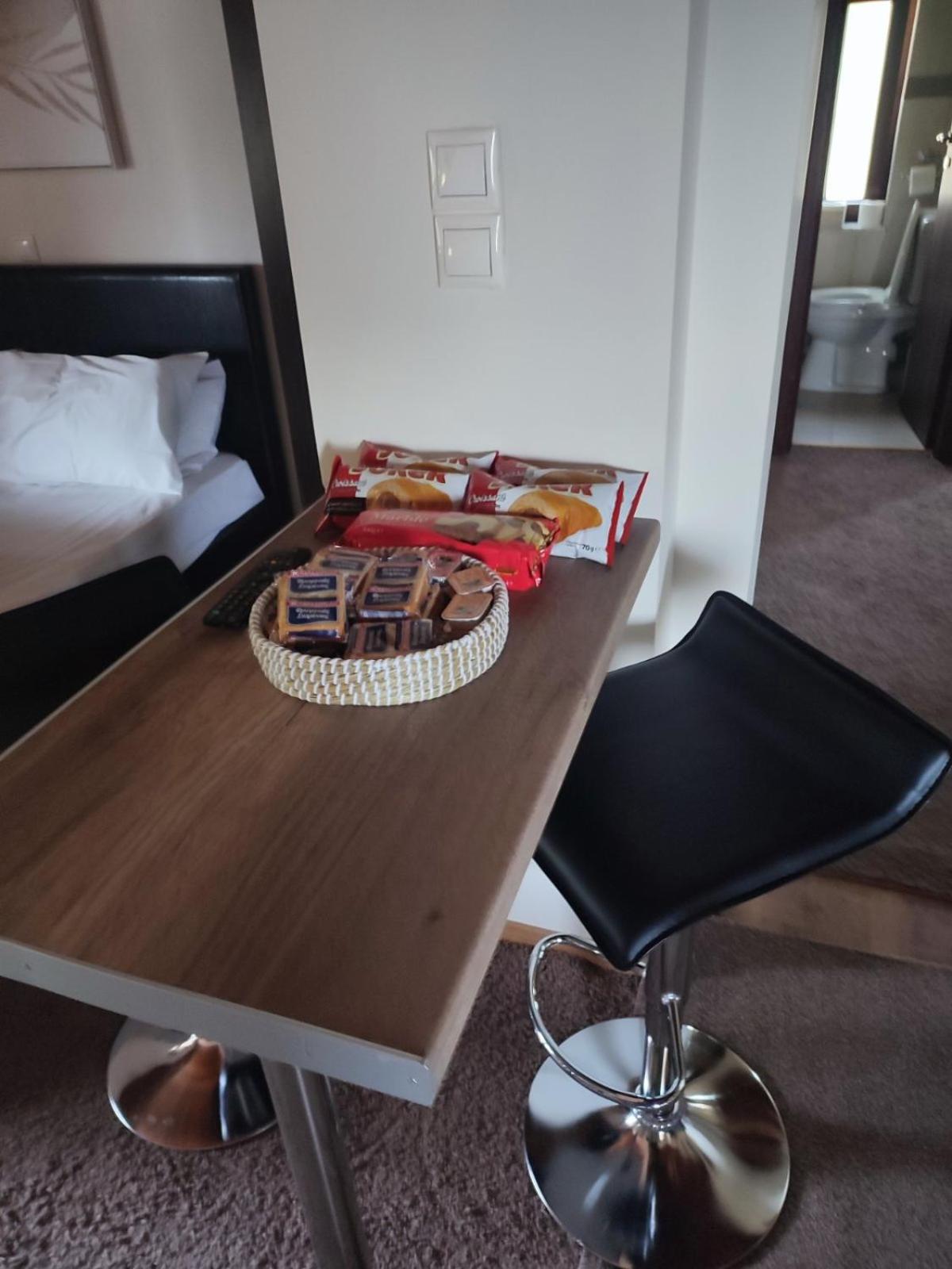 Evergreen Suites