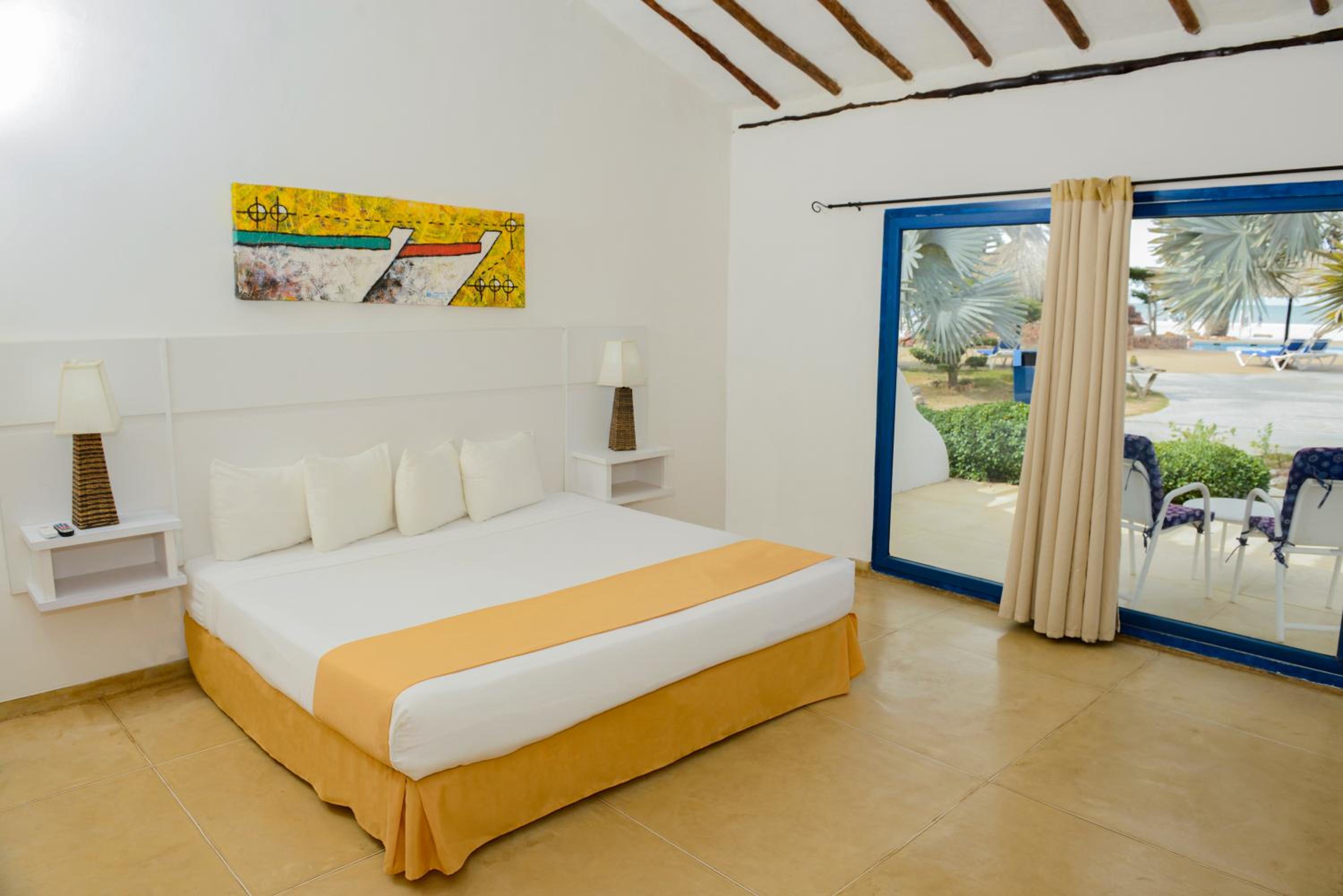 Sunsol Punta Blanca - Photo 15