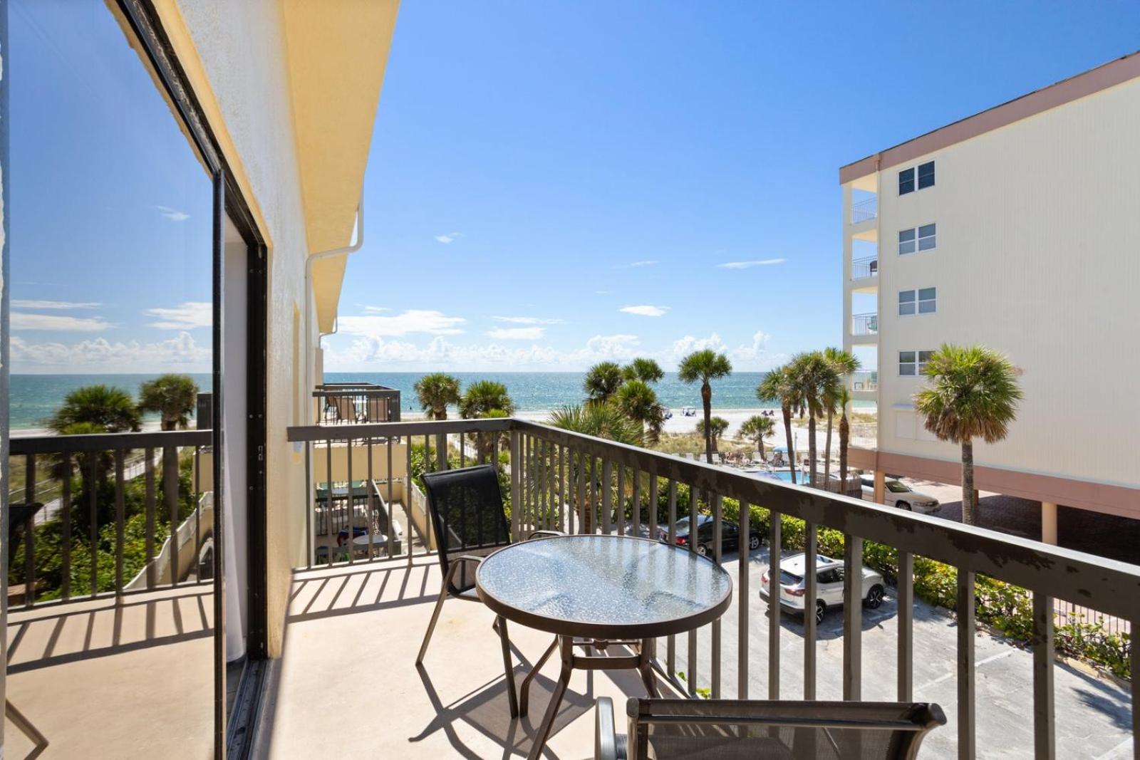 Beach View 1b 1b - Balcony - King - Surf Song #345