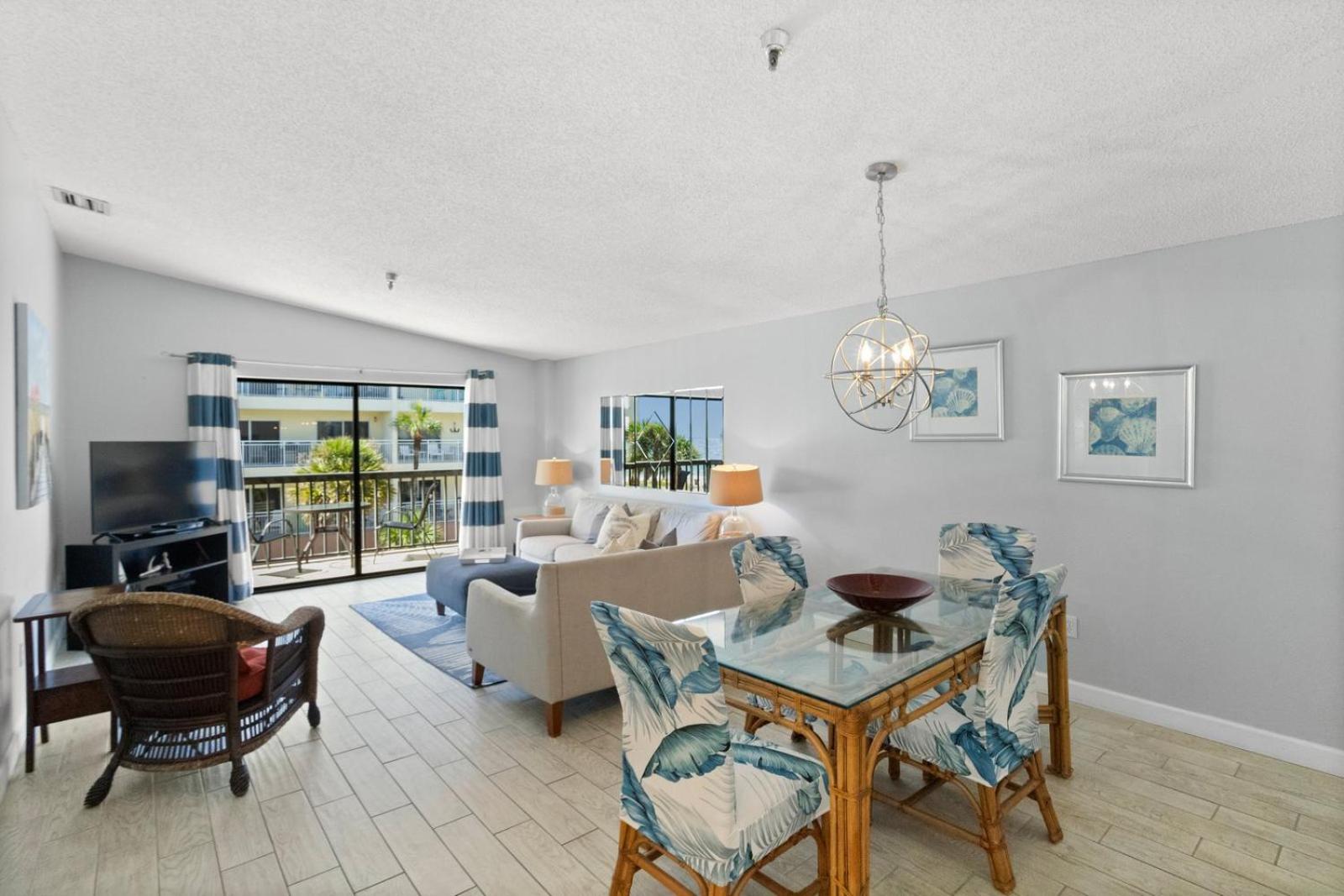 Beach View 1b 1b - Balcony - King - Surf Song #345