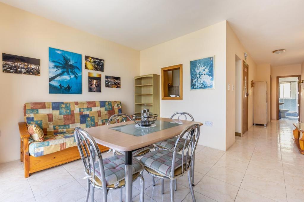 Nice seaview apt at St Paul's Bay photo 2