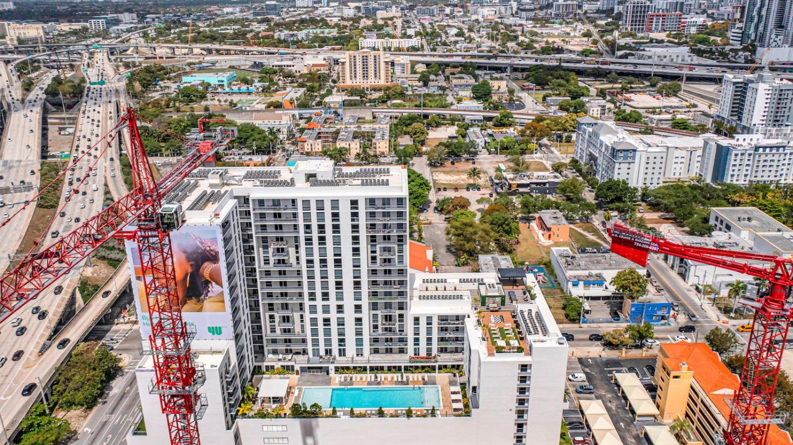 Beautiful Unit in Downtown Miami With Free Parking photo 3