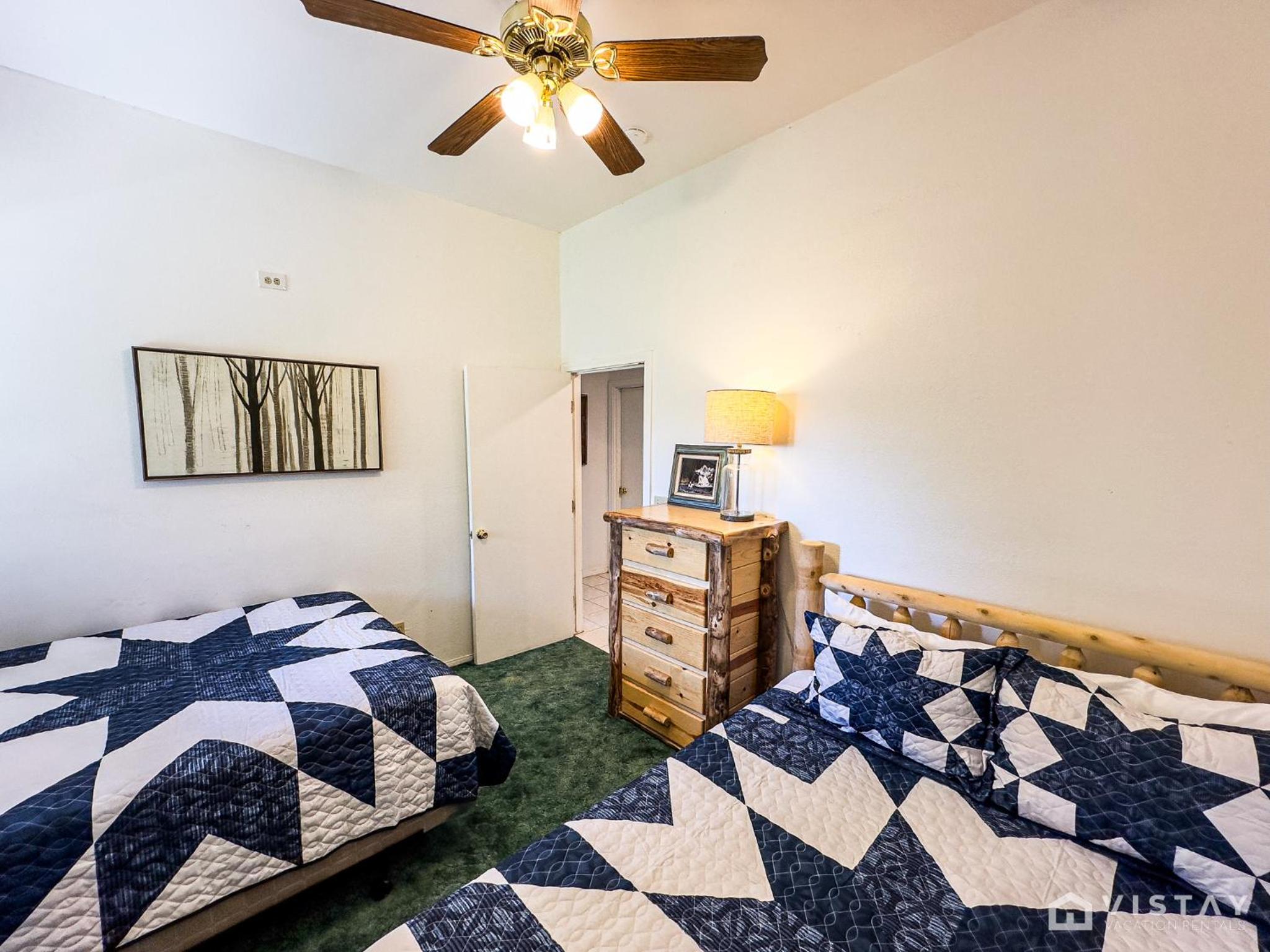 Lakeview Lodge at Panguitch Lake view 4